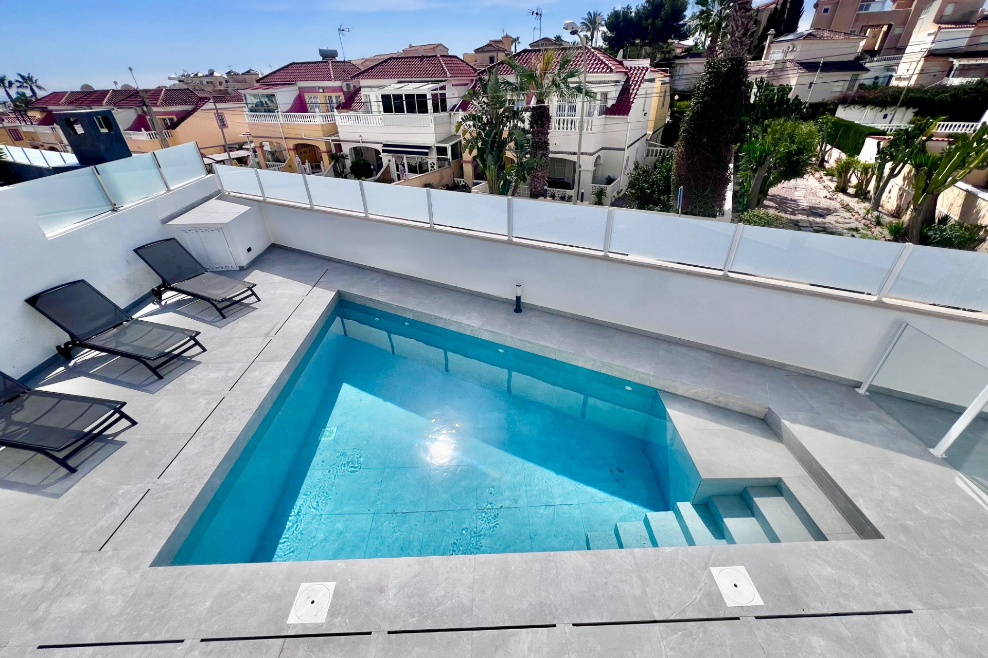 Reventa - Villa - San Miguel de Salinas - Las filipinas