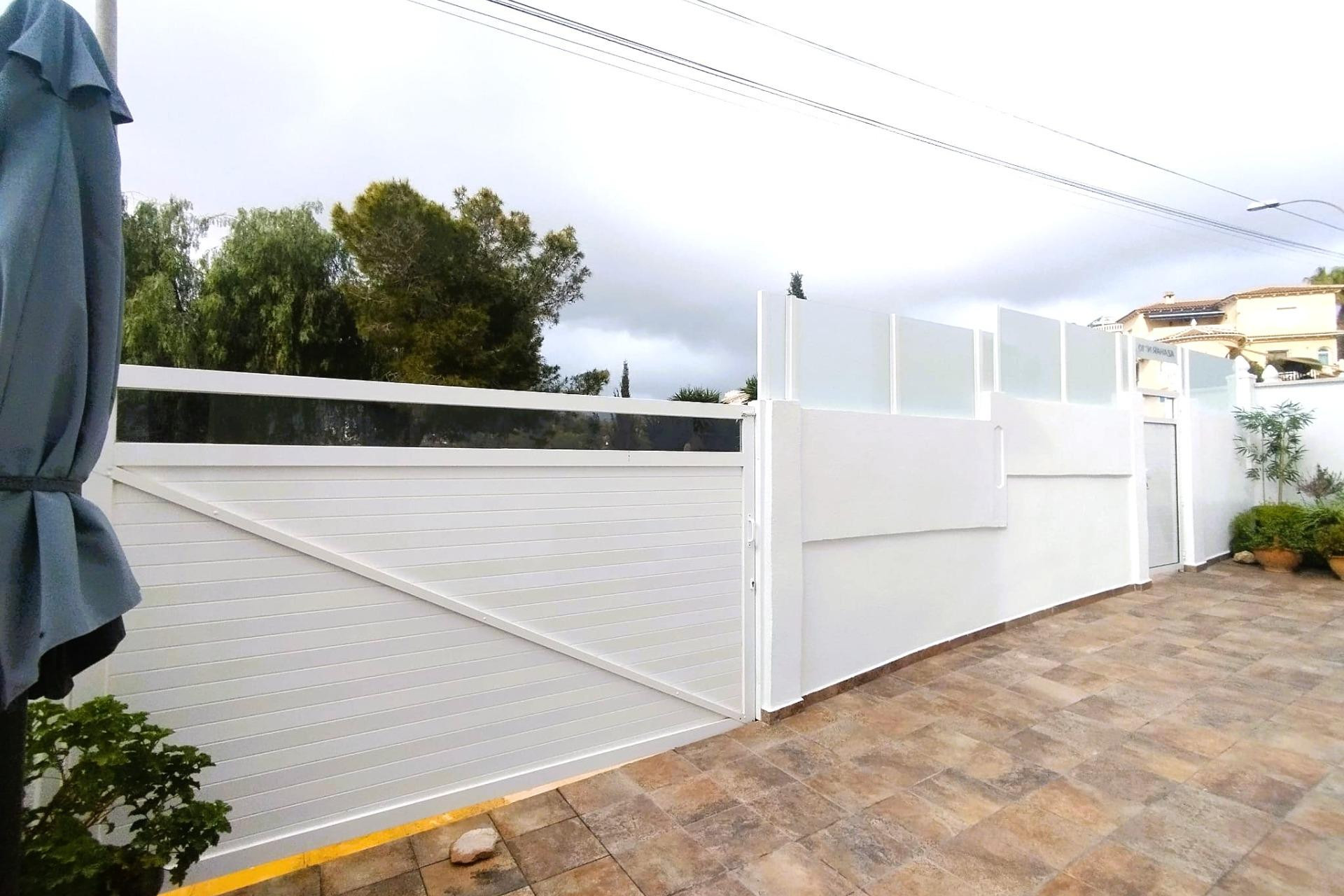 Reventa - Villa - San Miguel de Salinas - Las filipinas