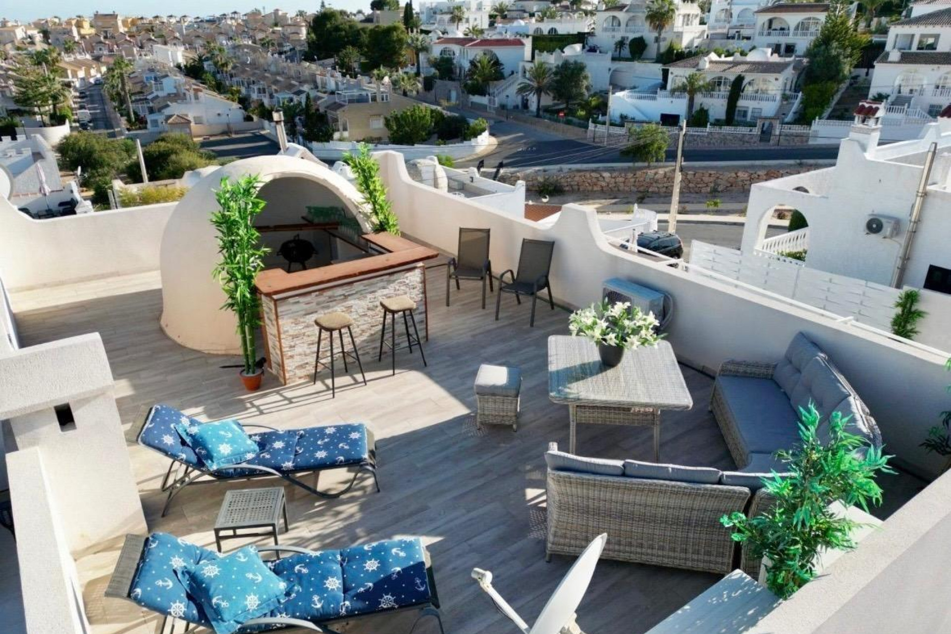 Reventa - Villa - San Miguel de Salinas - Urbanizacion blue lagoon