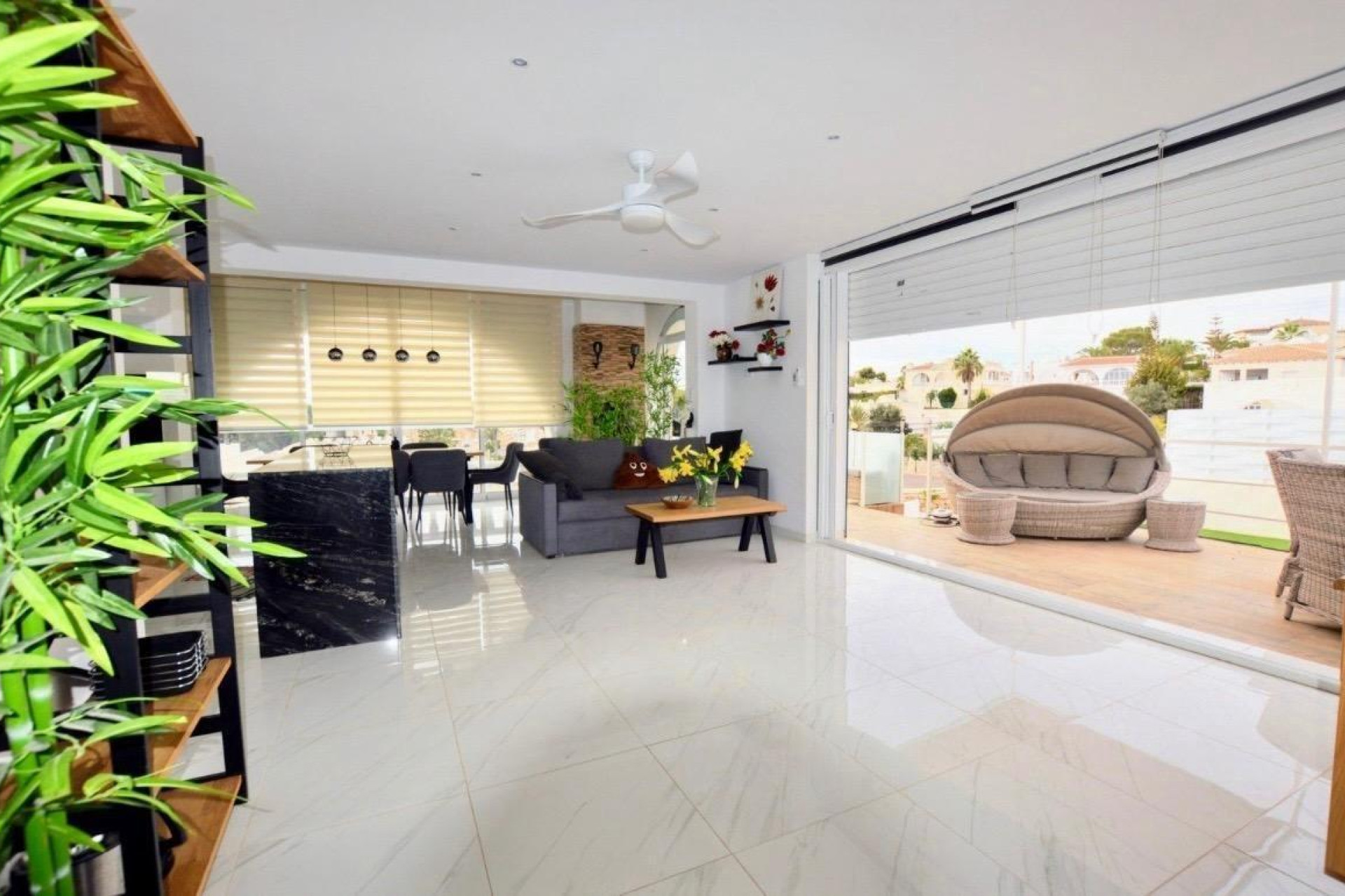 Reventa - Villa - San Miguel de Salinas - Urbanizacion blue lagoon