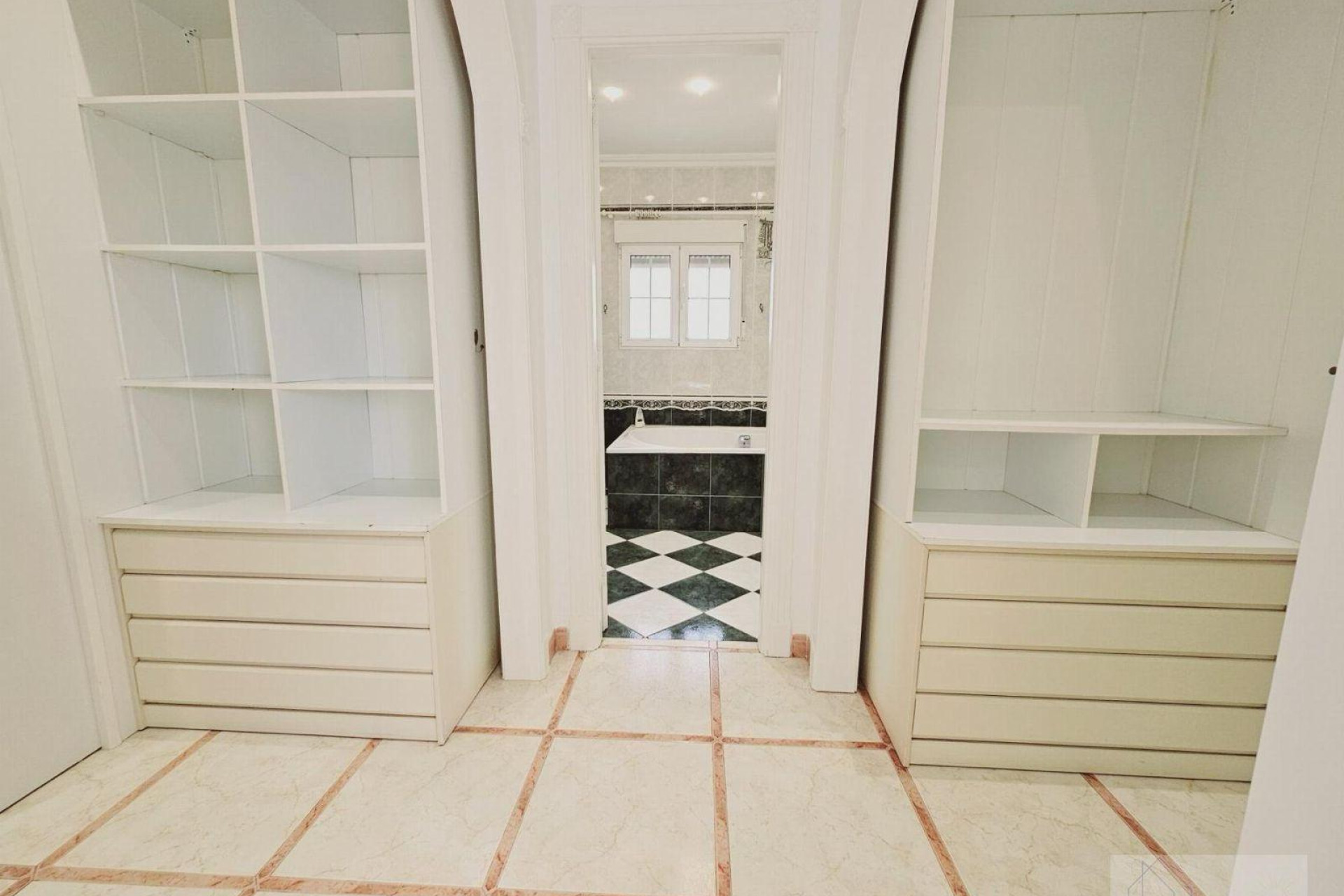 Reventa - Villa - Torrevieja - La Siesta - El Salado - Torreta