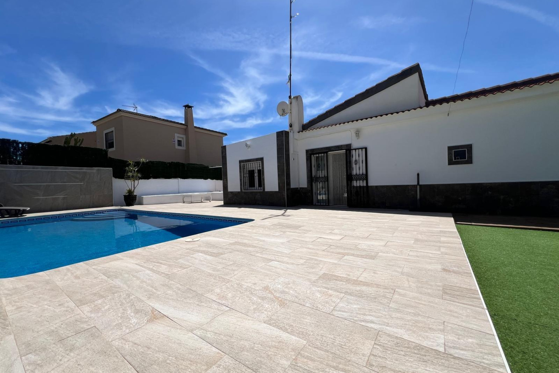 Reventa - Villa - Torrevieja - Los altos