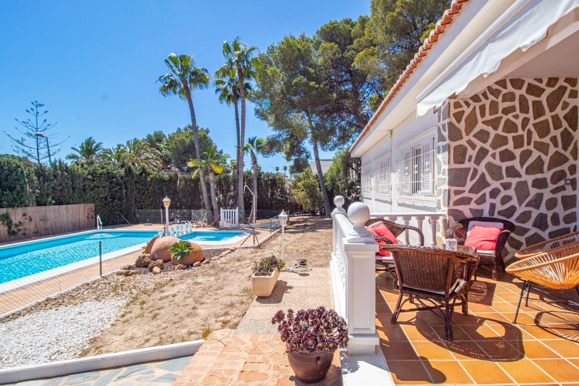 Reventa - Villa - Torrevieja - Los balcones