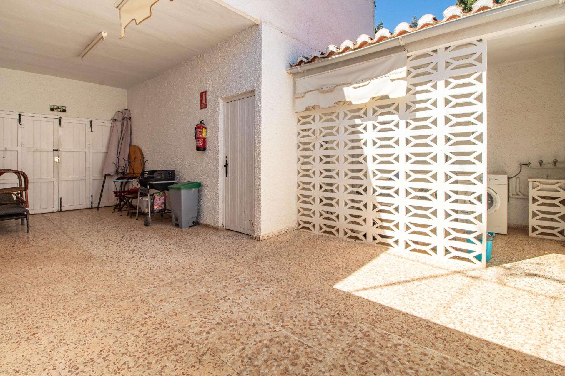 Reventa - Villa - Torrevieja - Los balcones