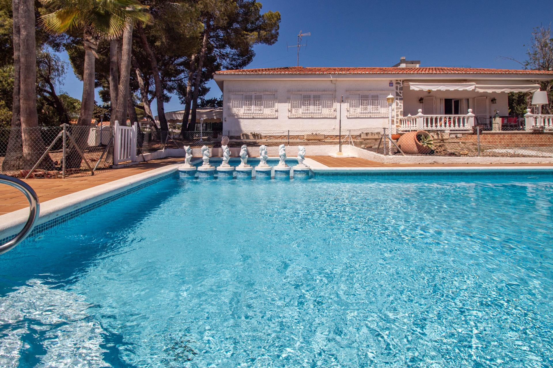 Reventa - Villa - Torrevieja - Los balcones