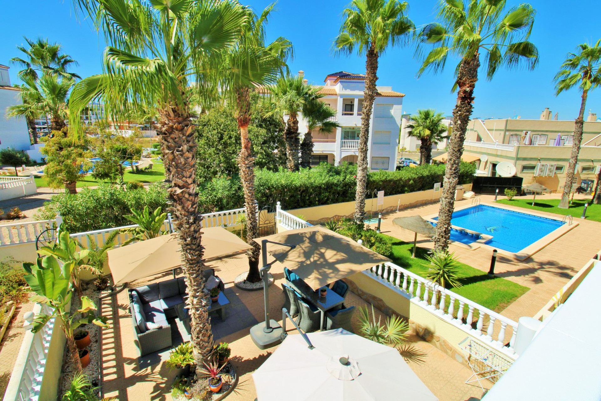 Reventa - Villa - Villamartin - Las Violetas