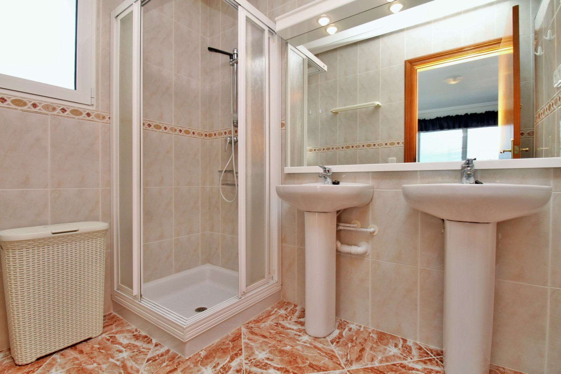 Reventa - Villa - Villamartin