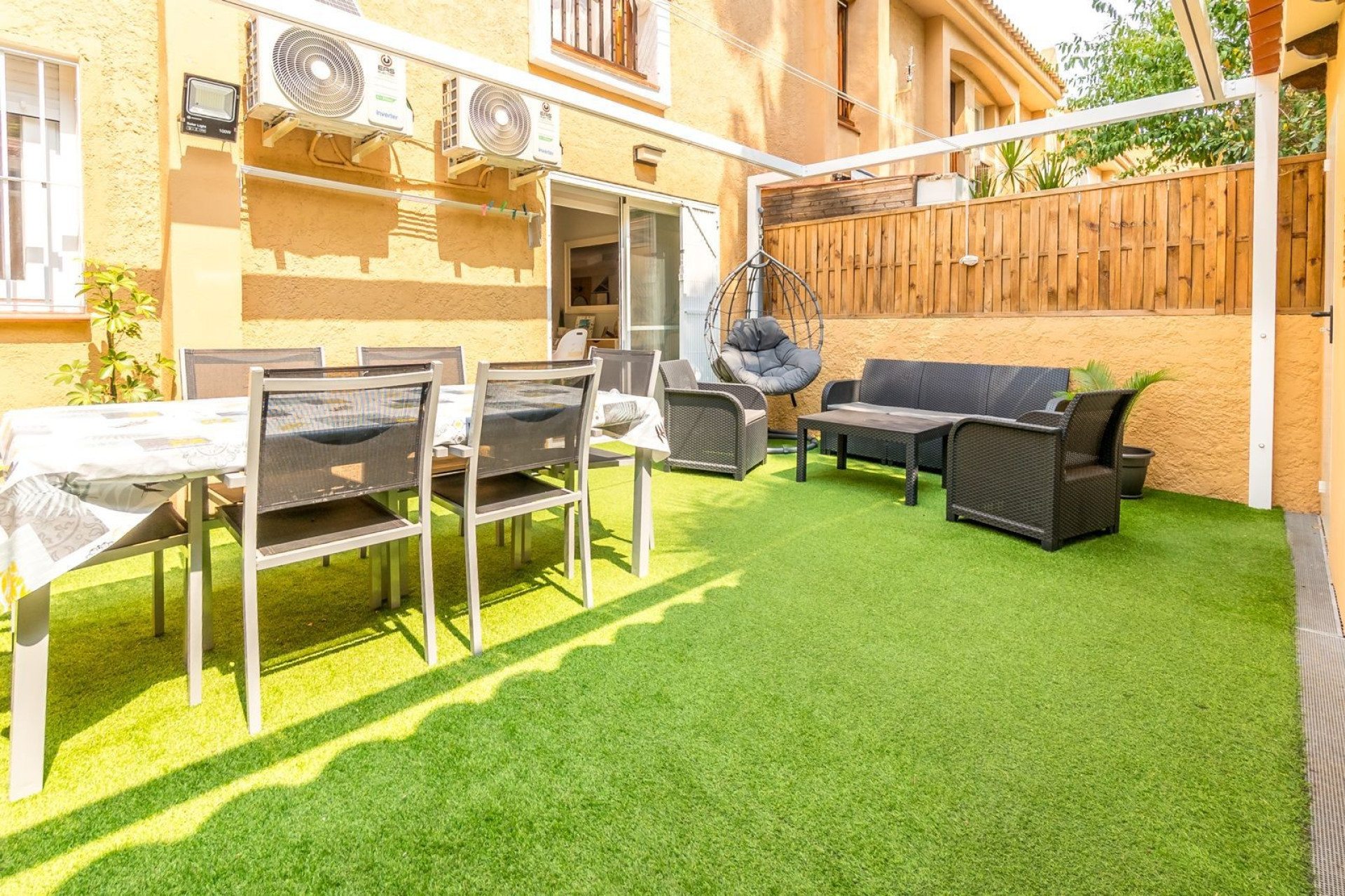 Revente - Apartment / flat - Albir - center