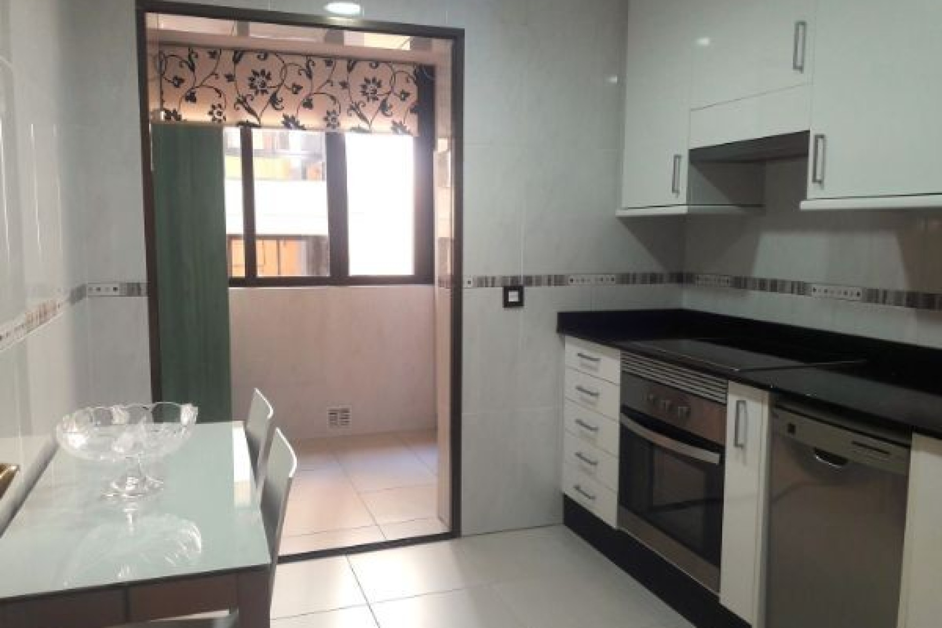 Revente - Apartment / flat - Benidorm - Zona de Poniente