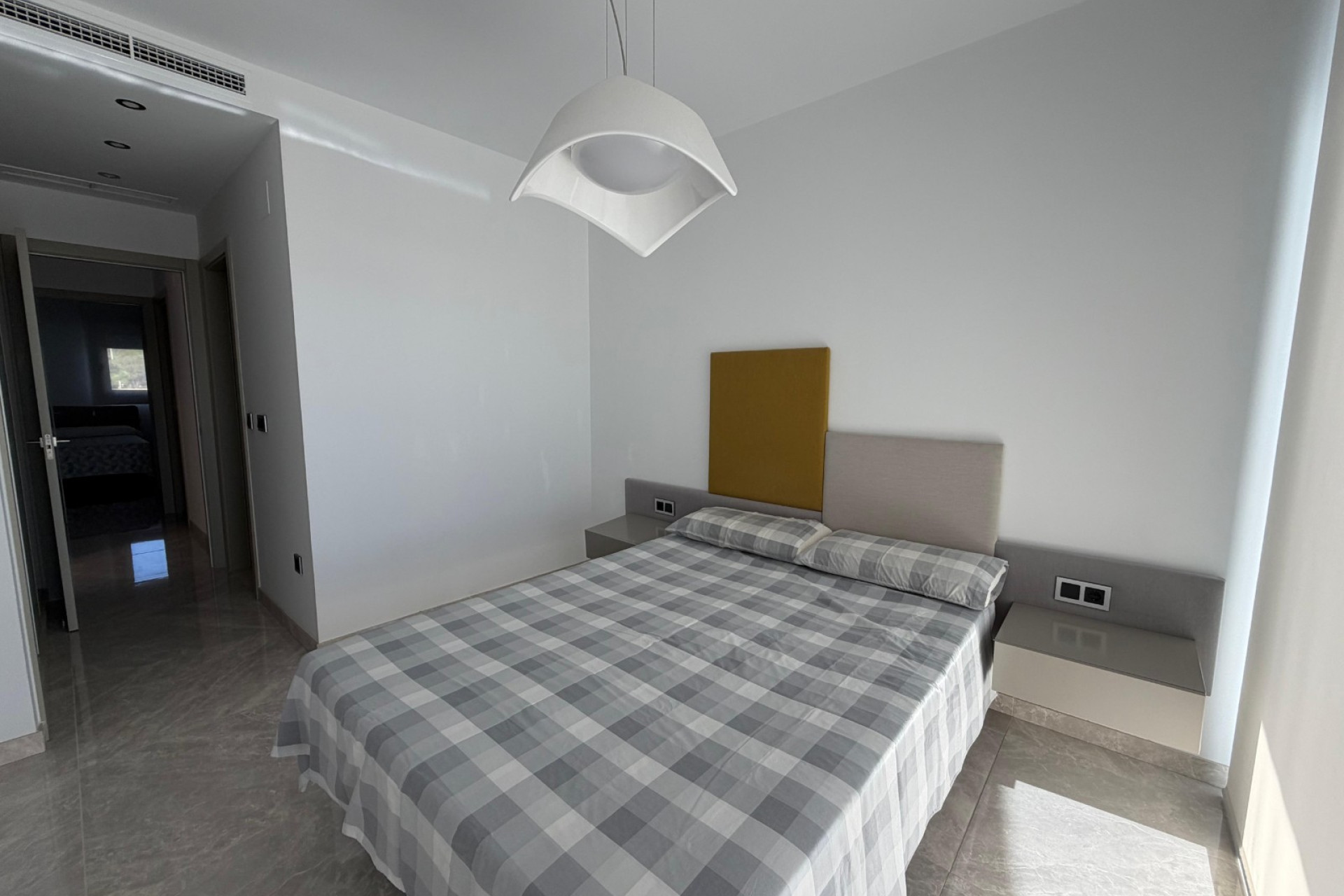 Revente - Apartment / flat - Benidorm - Zona de Poniente