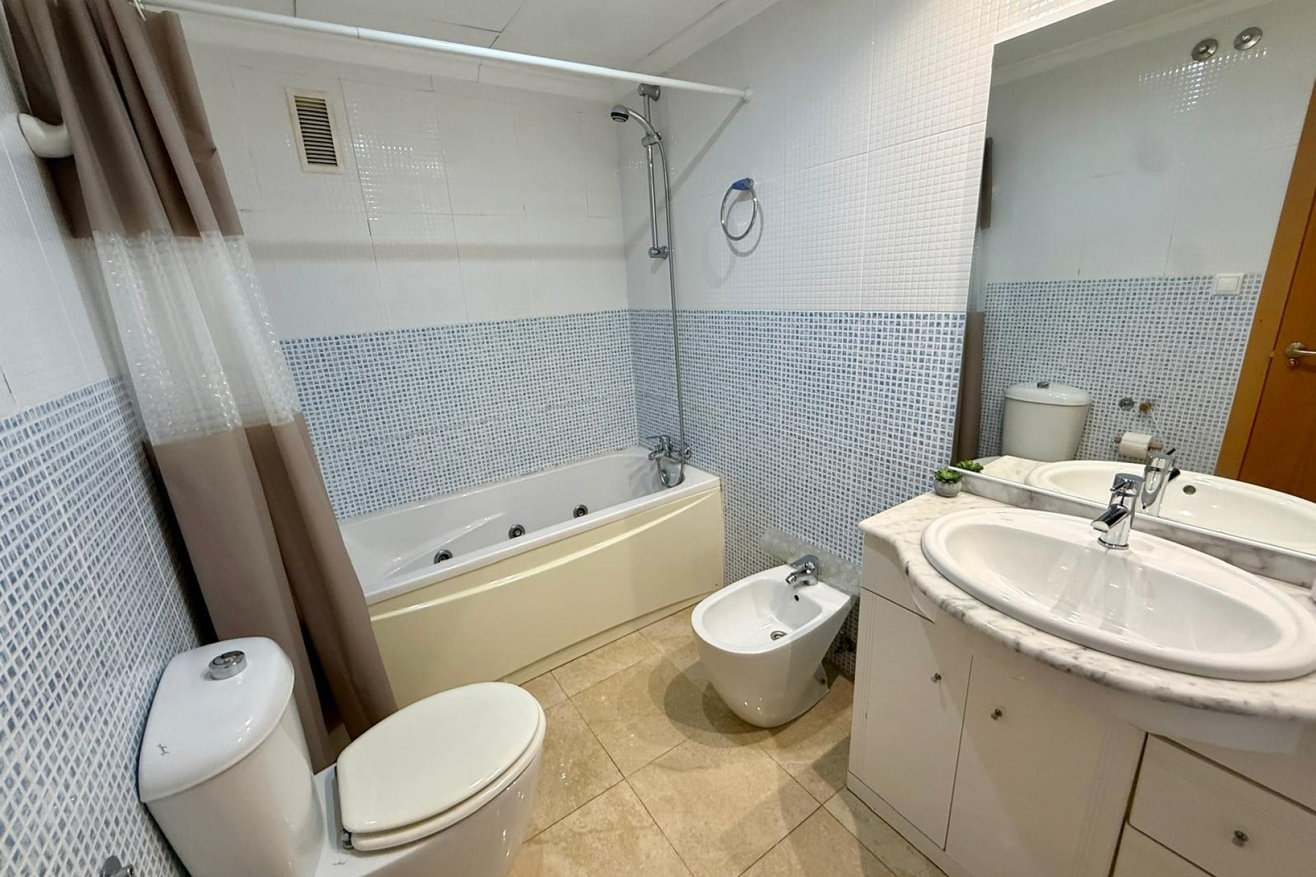 Revente - Apartment / flat - Denia - Center