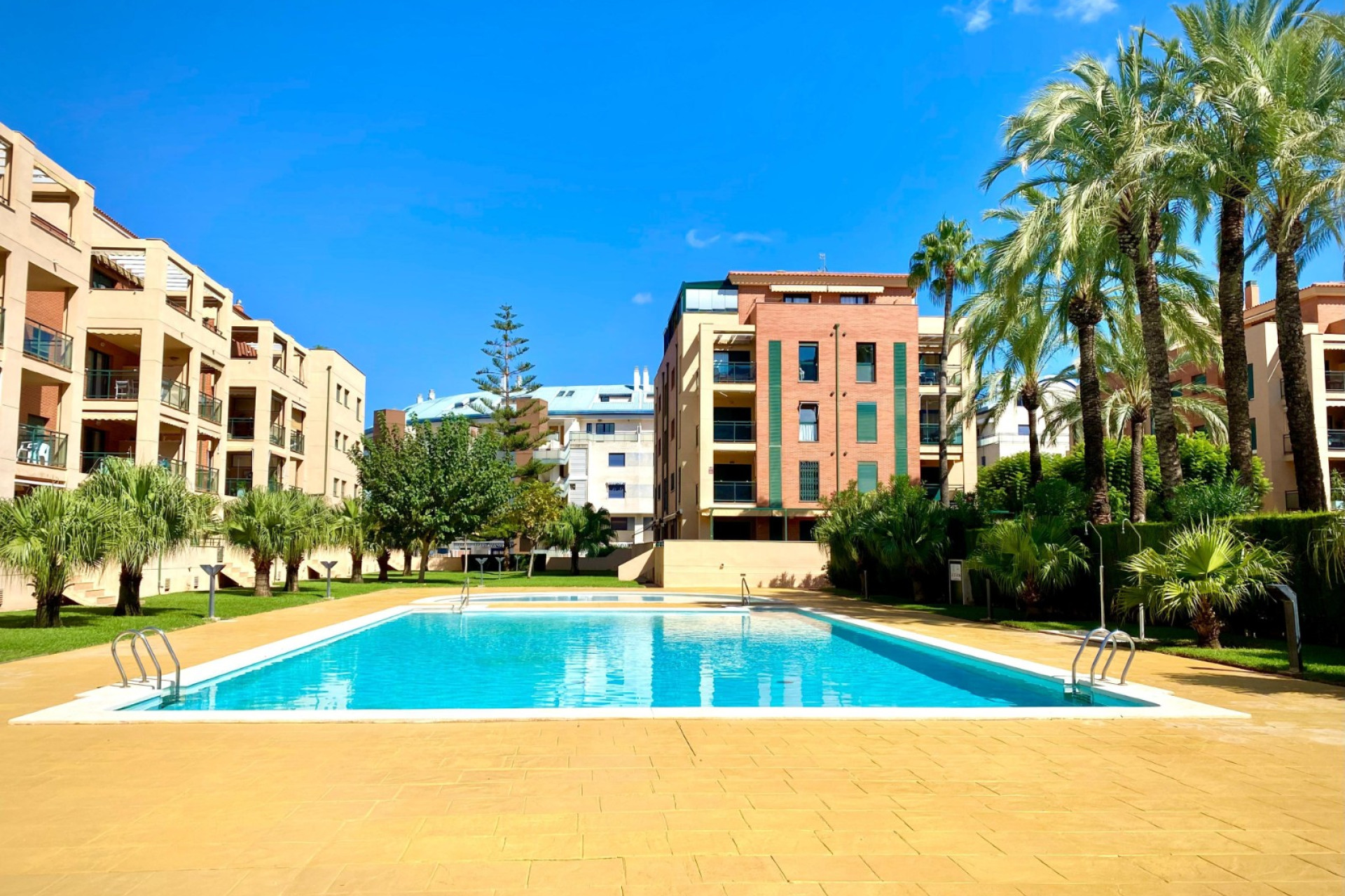 Revente - Apartment / flat - Denia - Port
