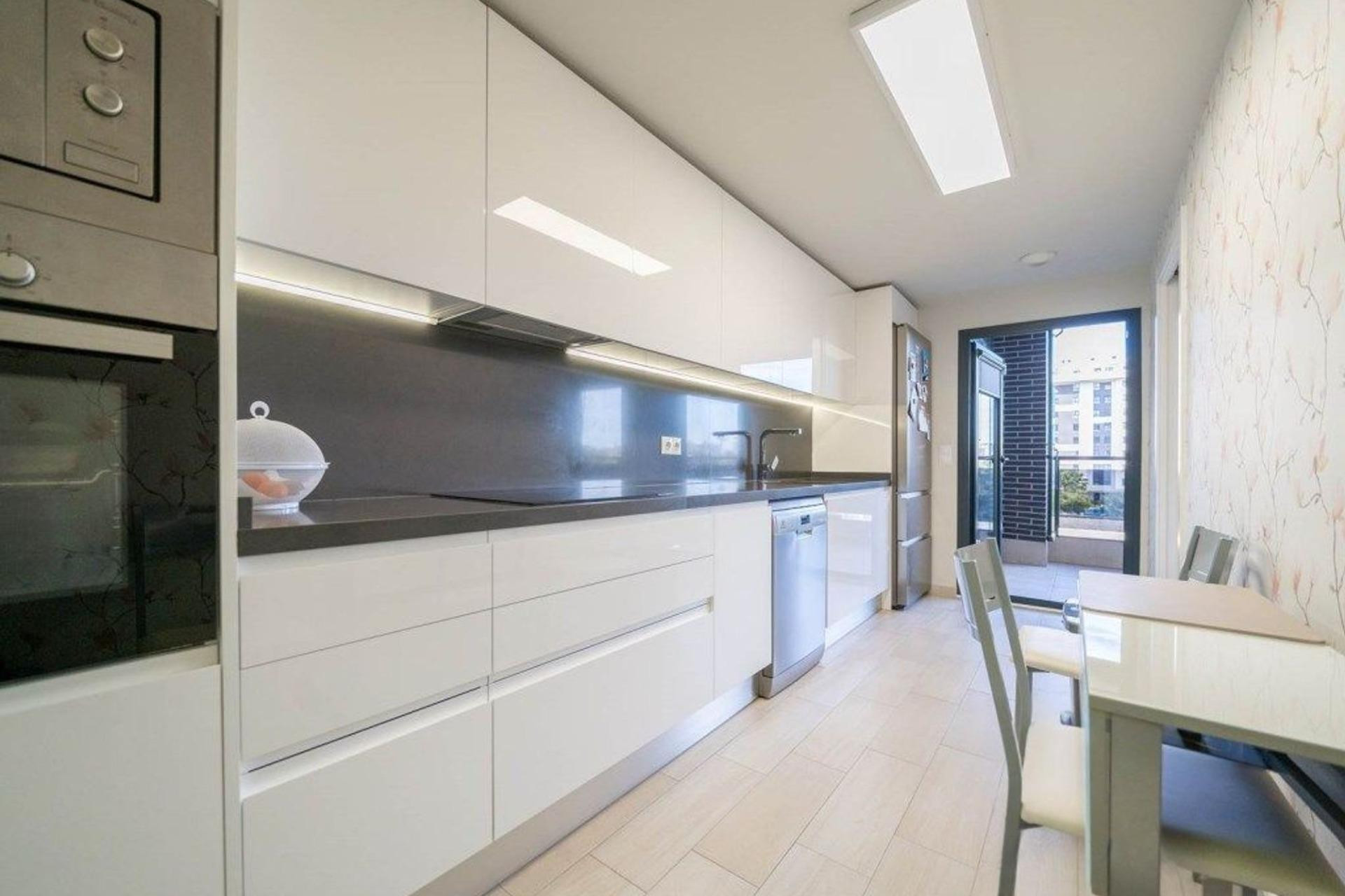 Revente - Appartement - Alicante - Alicante Golf