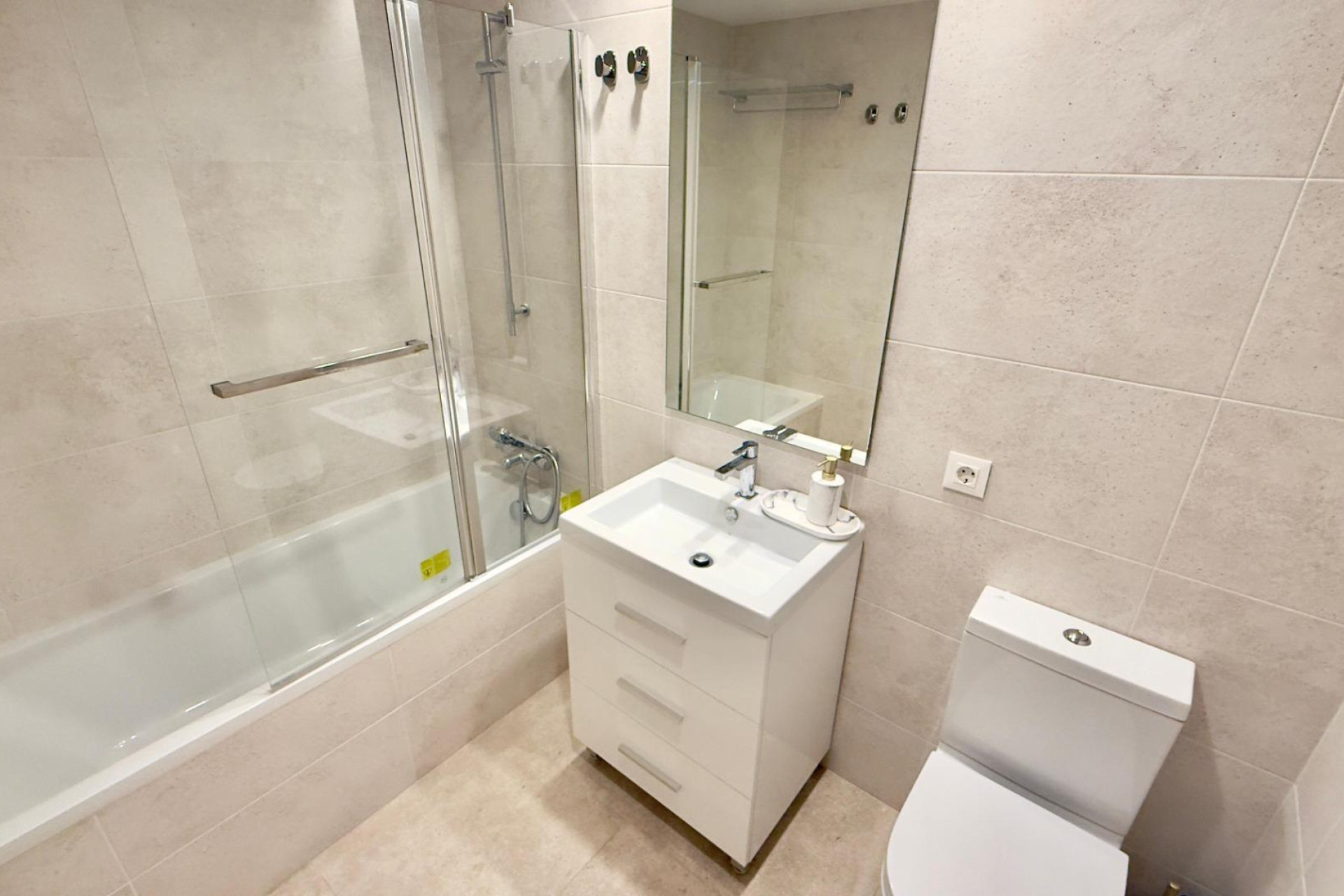 Revente - Appartement - Alicante - Benalua