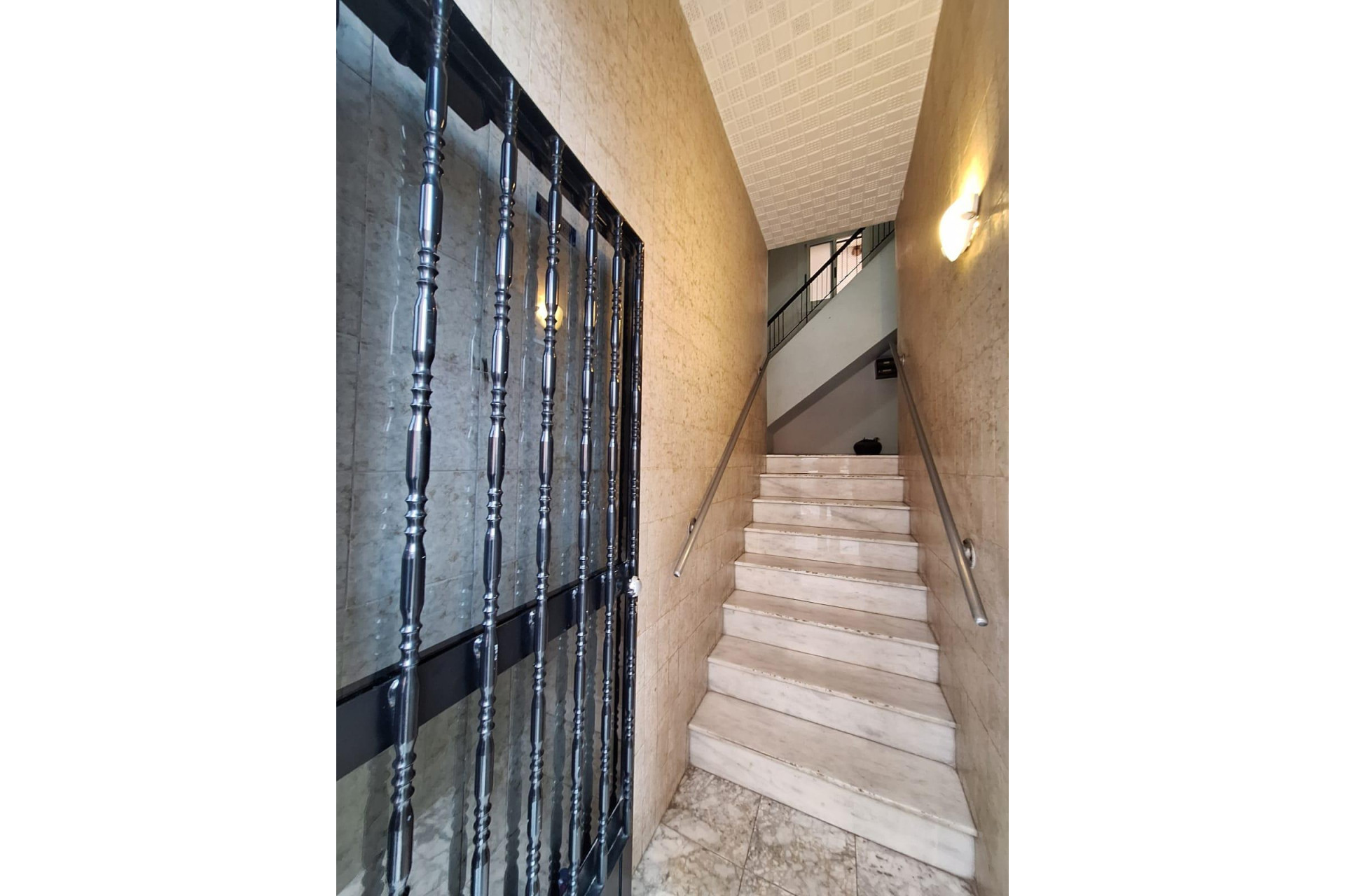 Revente - Appartement - Alicante - Carolinas Altas