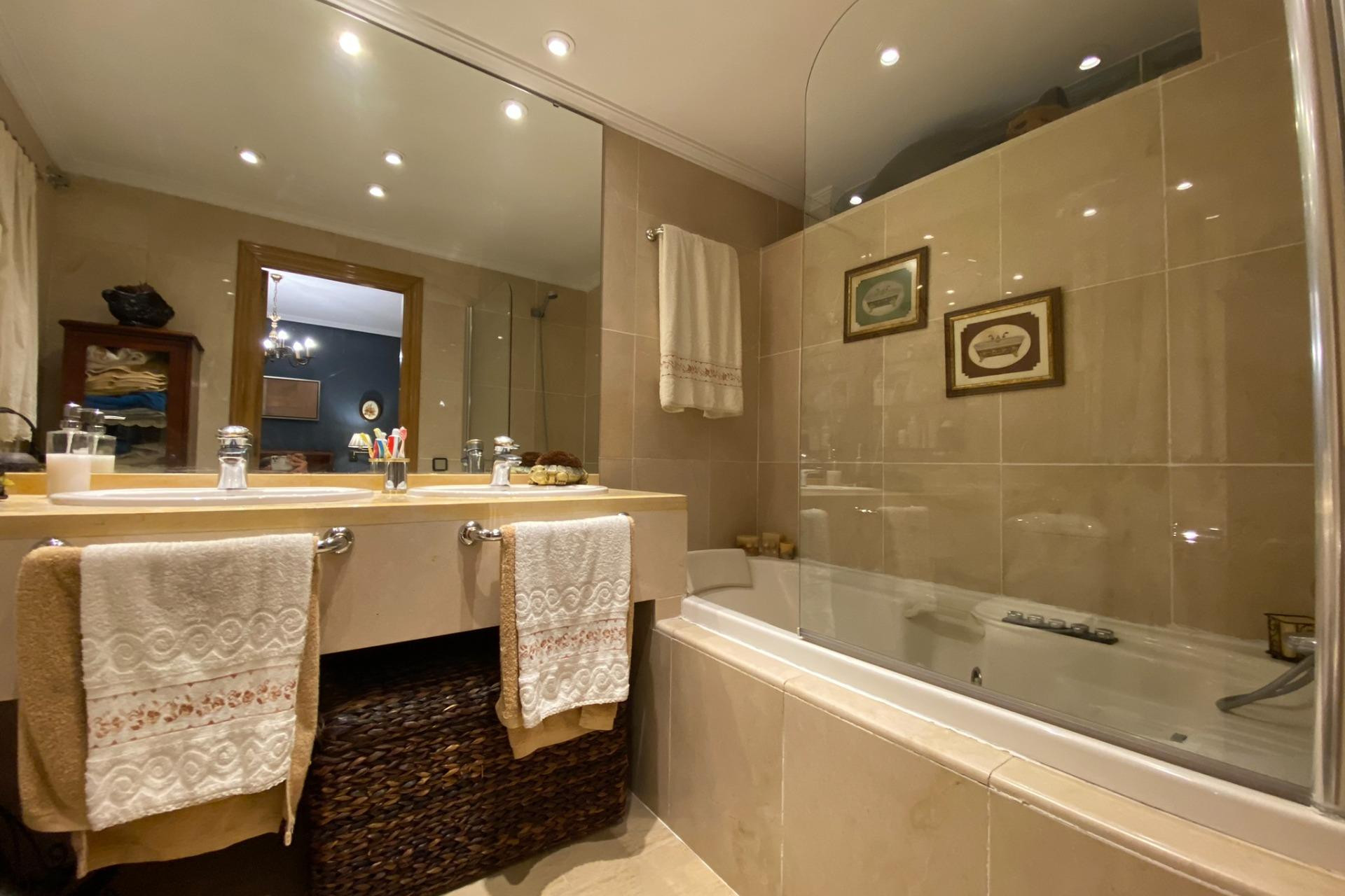 Revente - Appartement - Alicante - Centro Tradicional