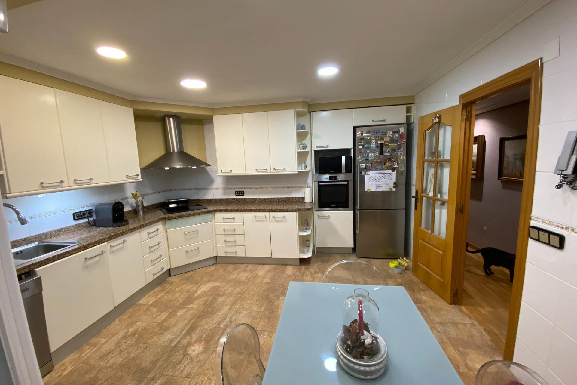 Revente - Appartement - Alicante - Centro Tradicional