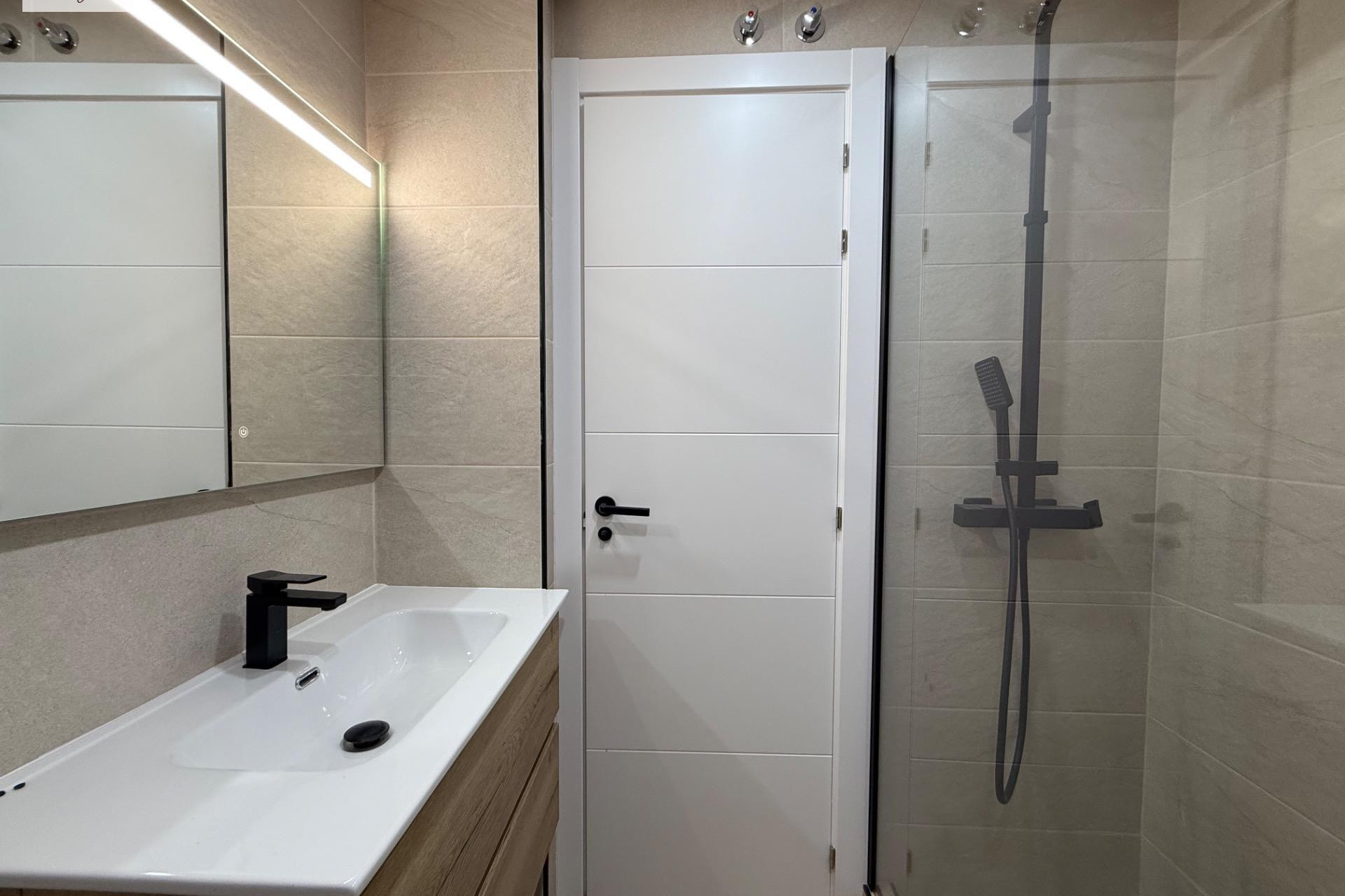 Revente - Appartement - Alicante - Centro