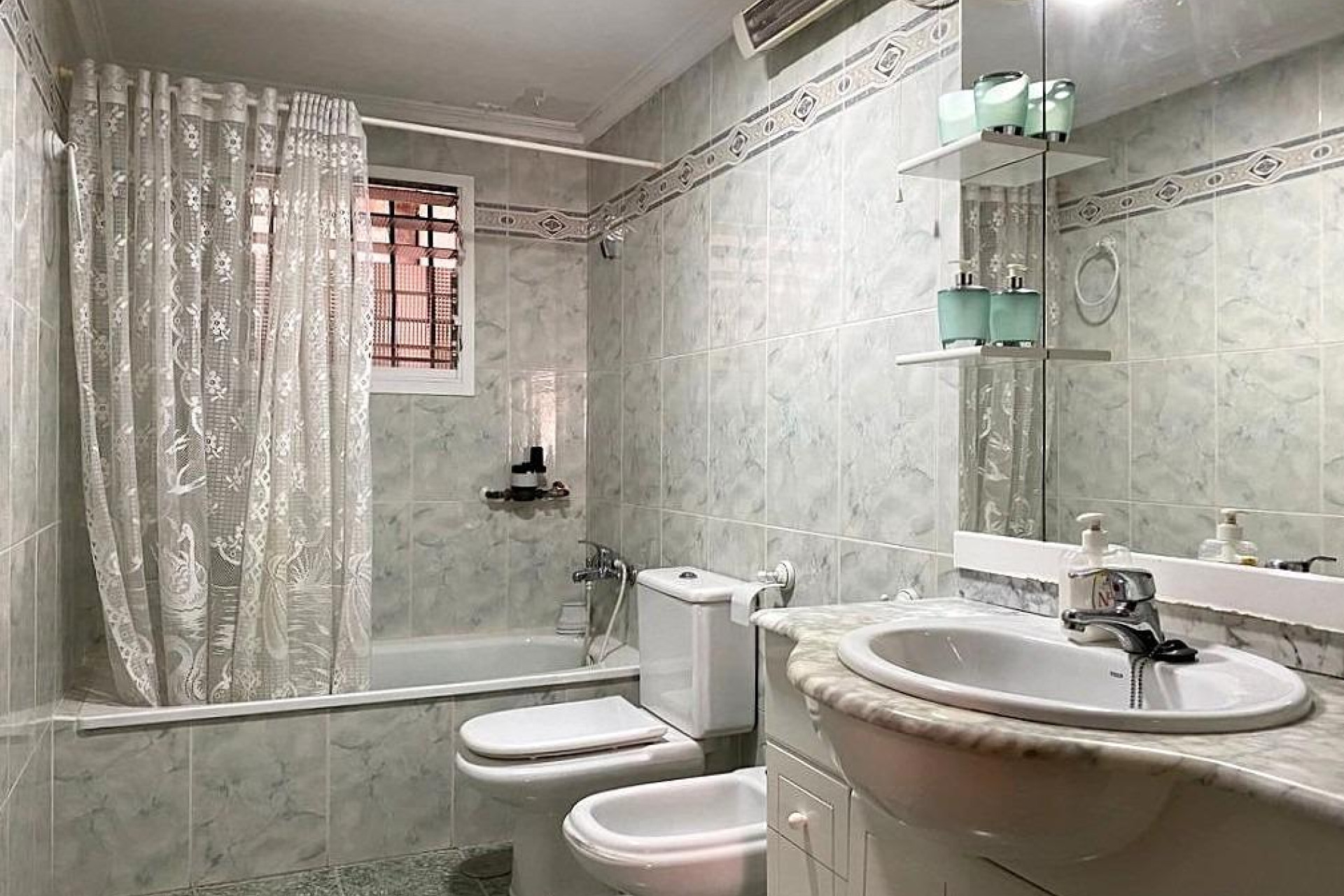 Revente - Appartement - Alicante - Los ángeles