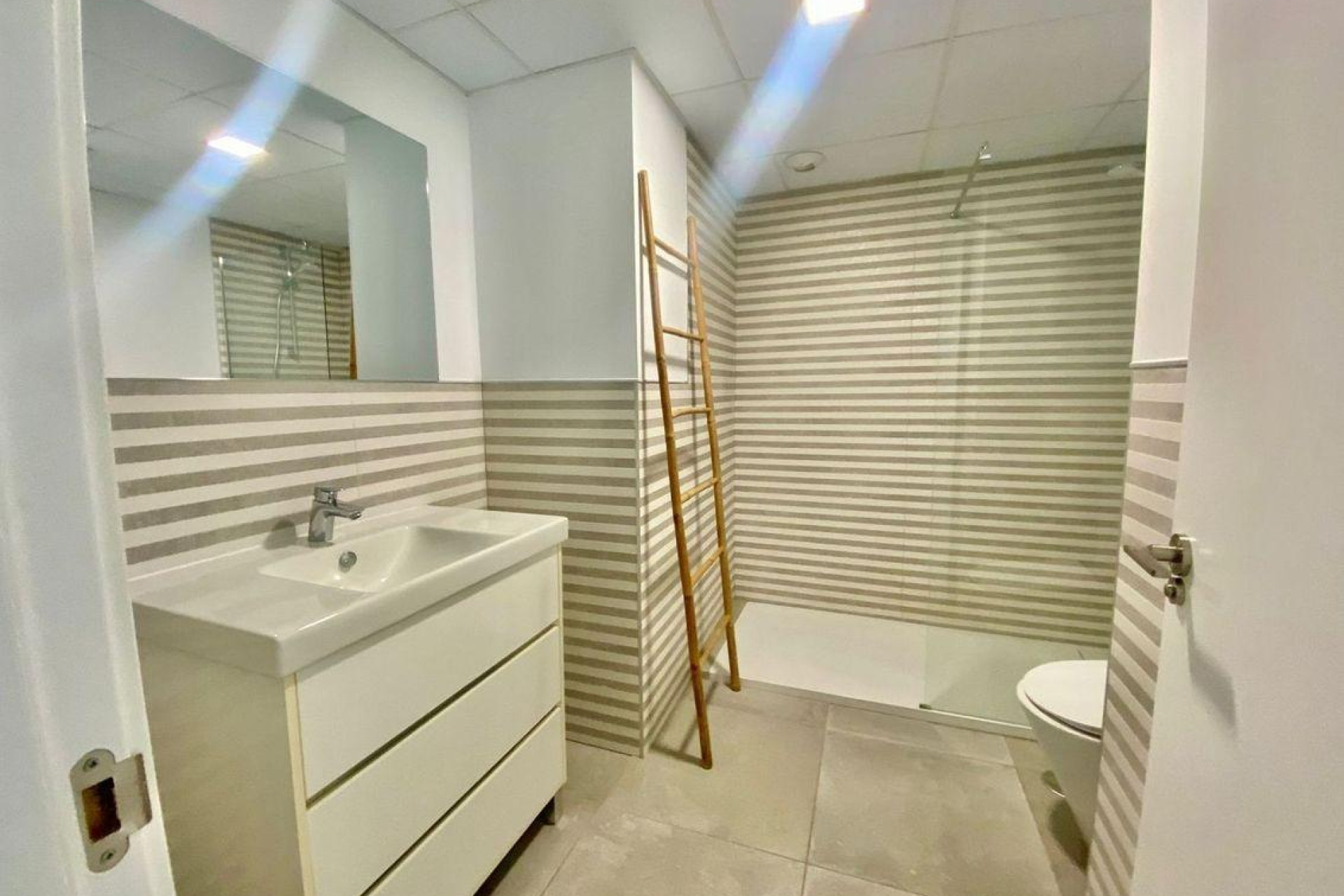 Revente - Appartement - Alicante - Pau V