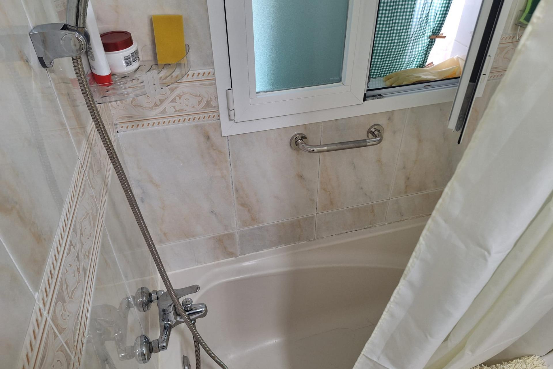 Revente - Appartement - Alicante - San blas