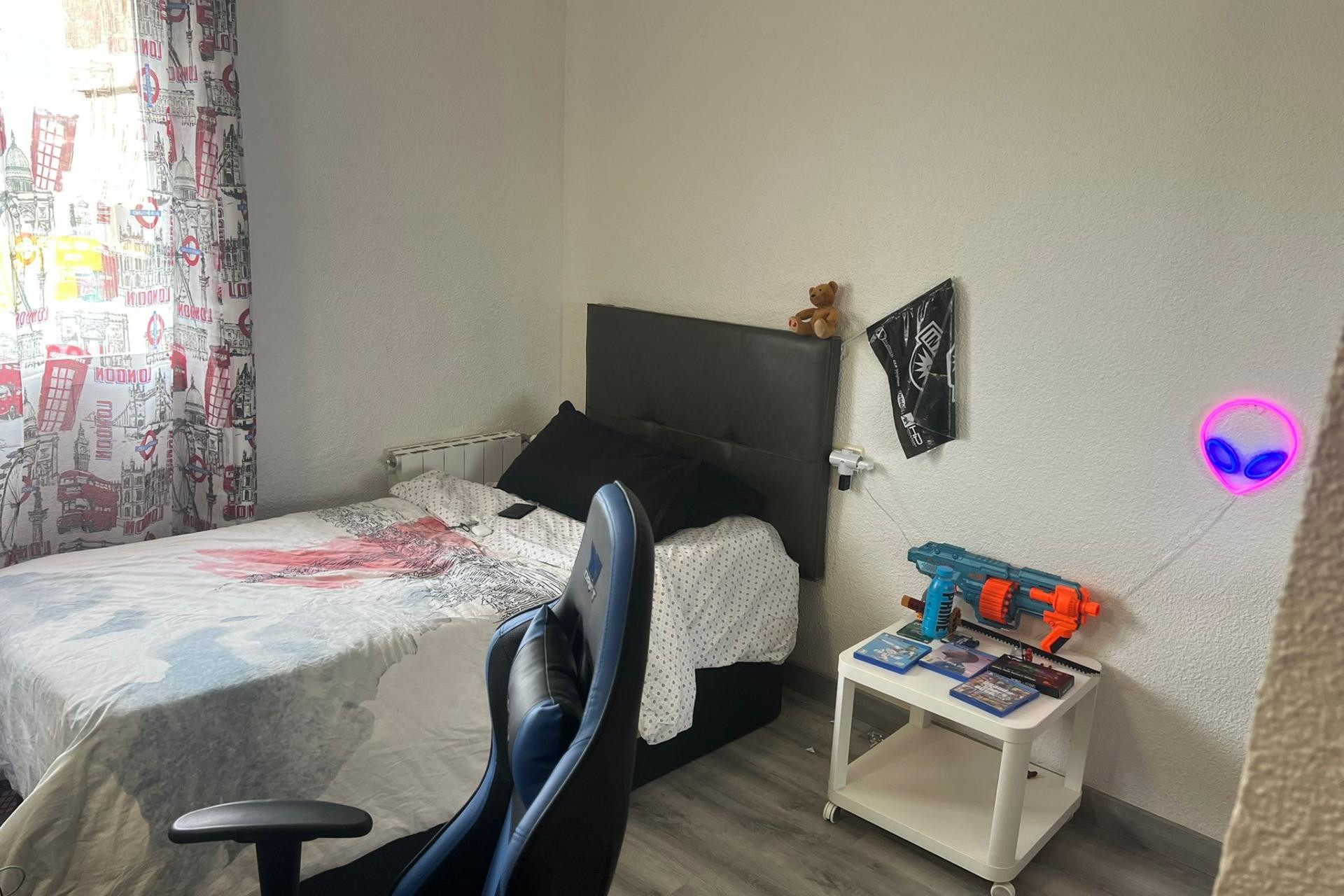 Revente - Appartement - Alicante - San blas