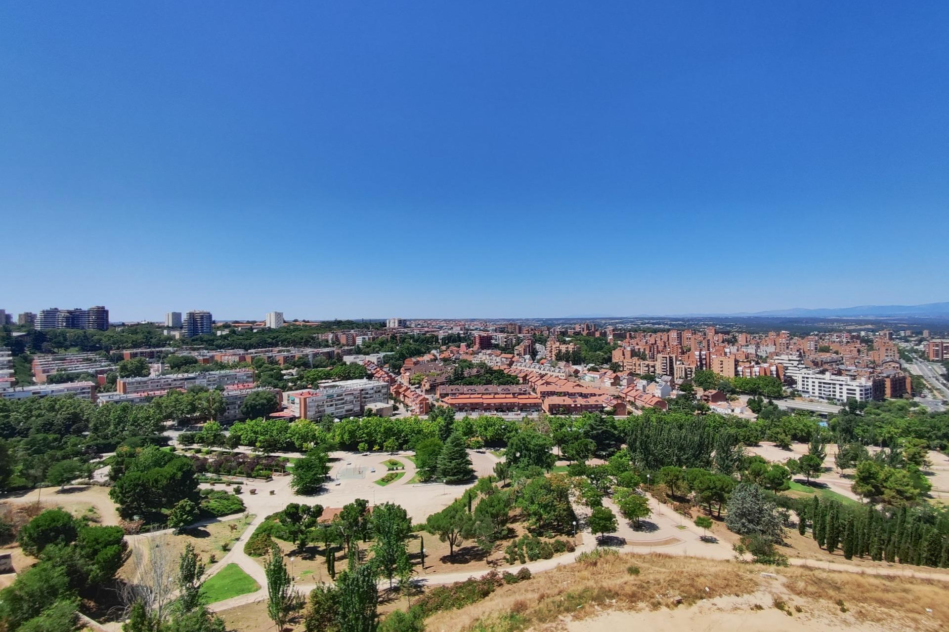 Revente - Appartement - Madrid - Valdeacederas