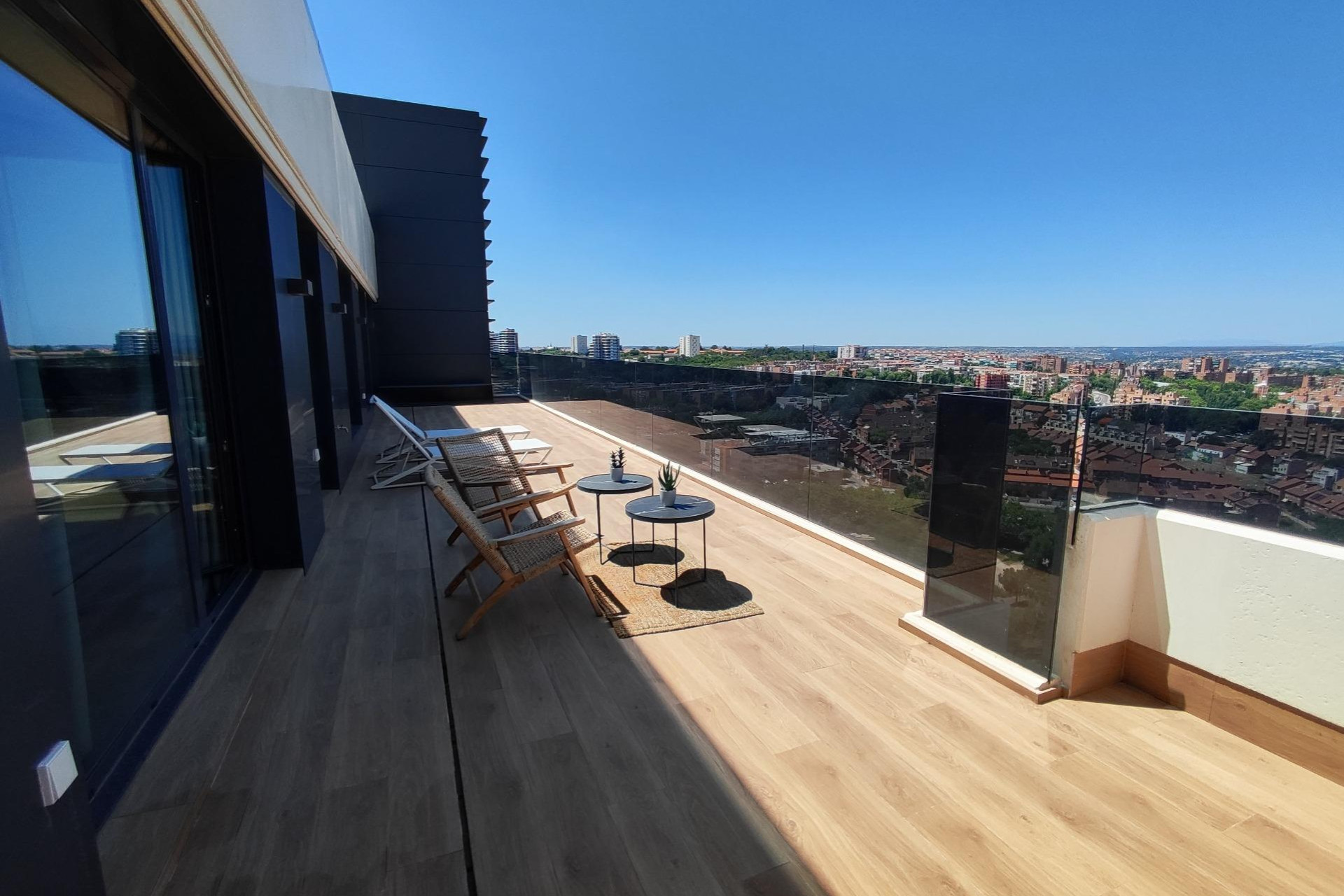 Revente - Appartement - Madrid - Valdeacederas