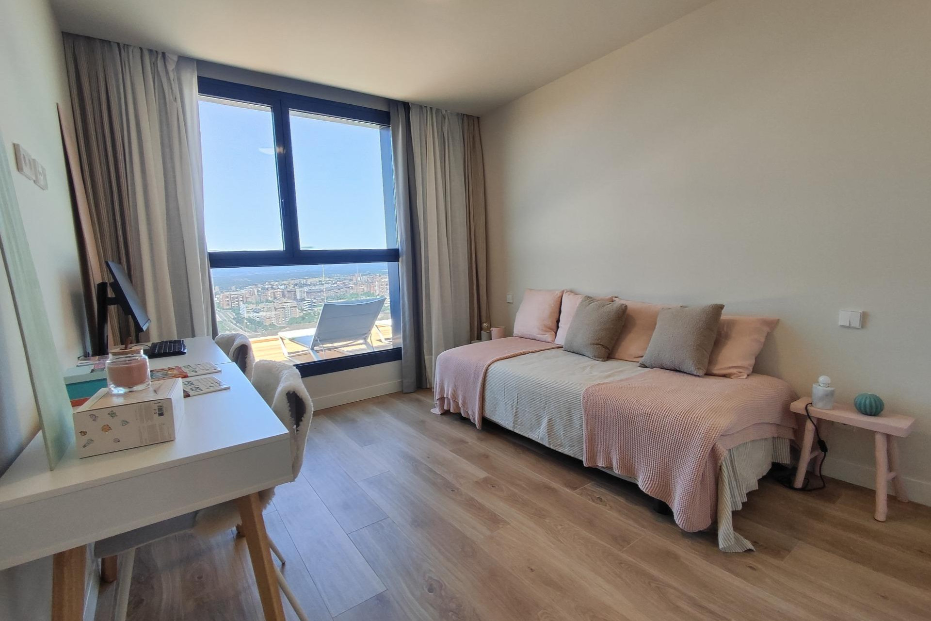 Revente - Appartement - Madrid - Valdeacederas