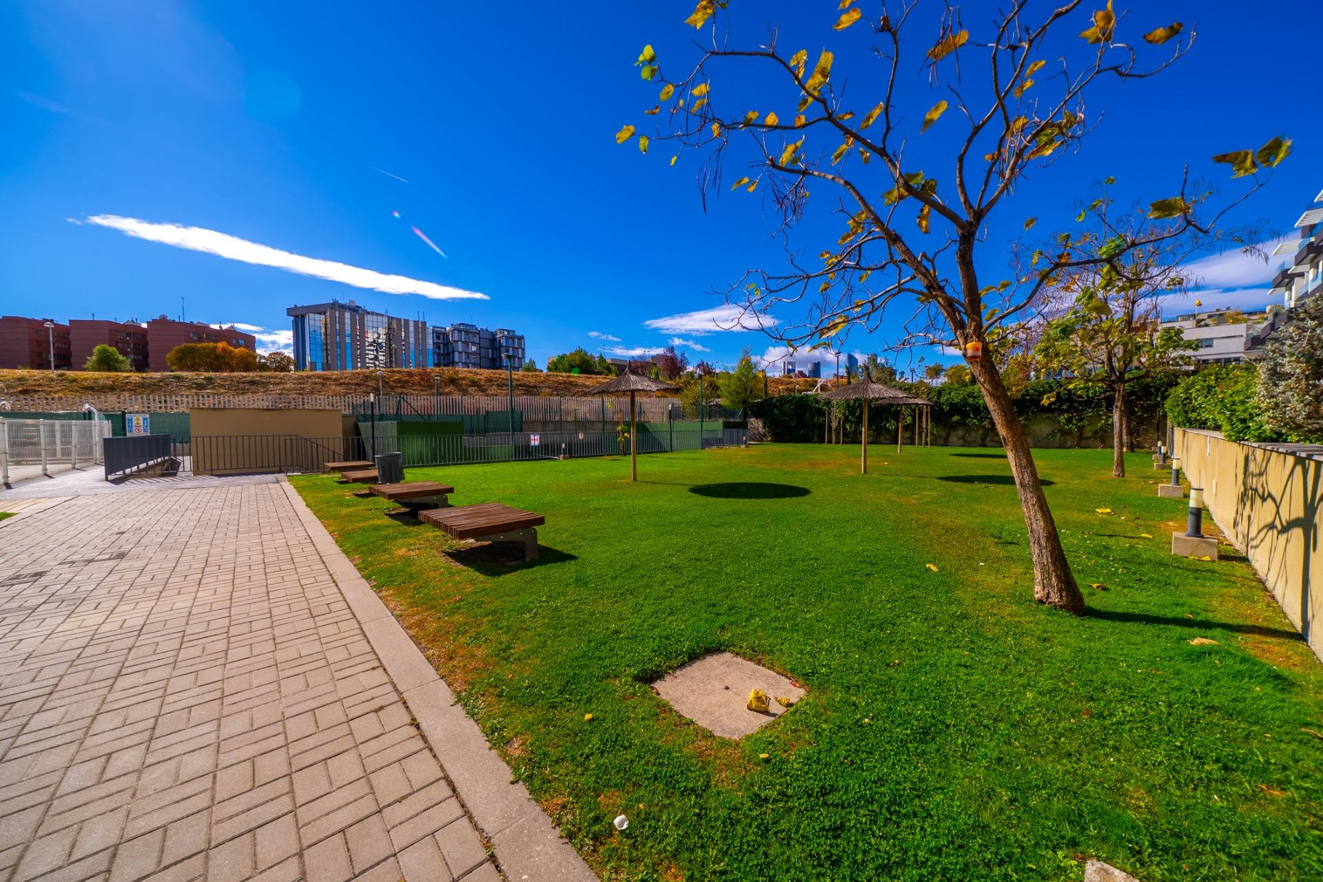 Revente - Appartement - Madrid - Virgen del Cortijo - Manoteras