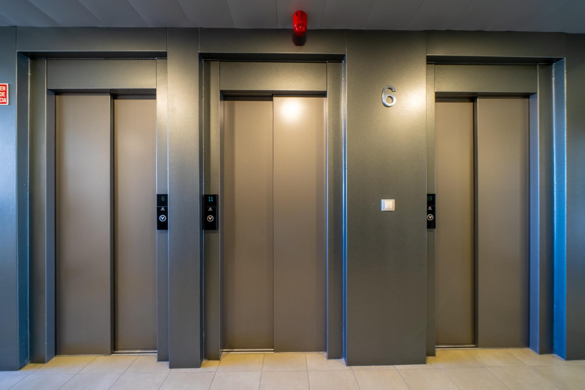 Revente - Appartement - Madrid - Virgen del Cortijo - Manoteras