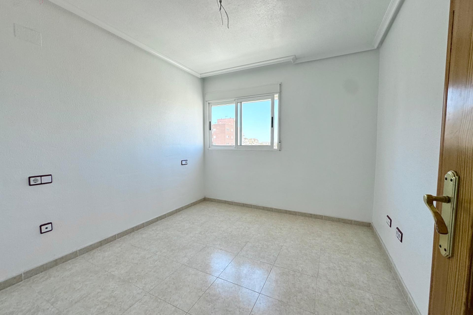 Revente - Appartement - Torrevieja - Aguas nuevas 1