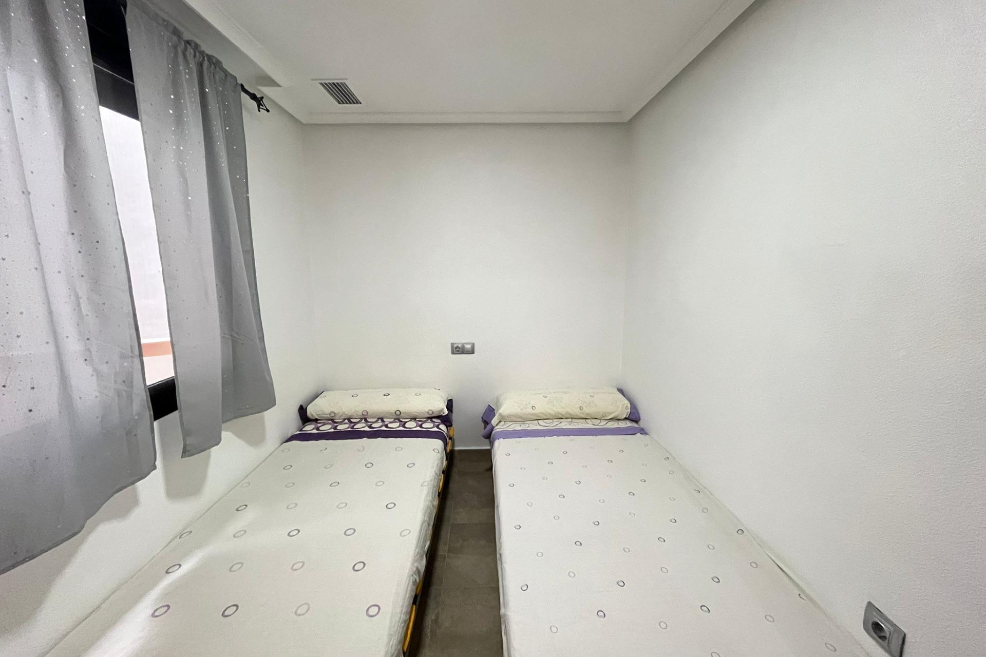 Revente - Appartement - Torrevieja - La Mata pueblo