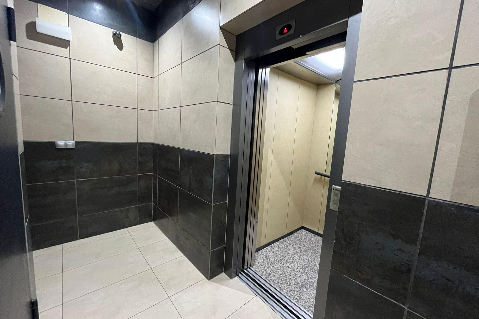 Revente - Appartement - Torrevieja - La Mata pueblo