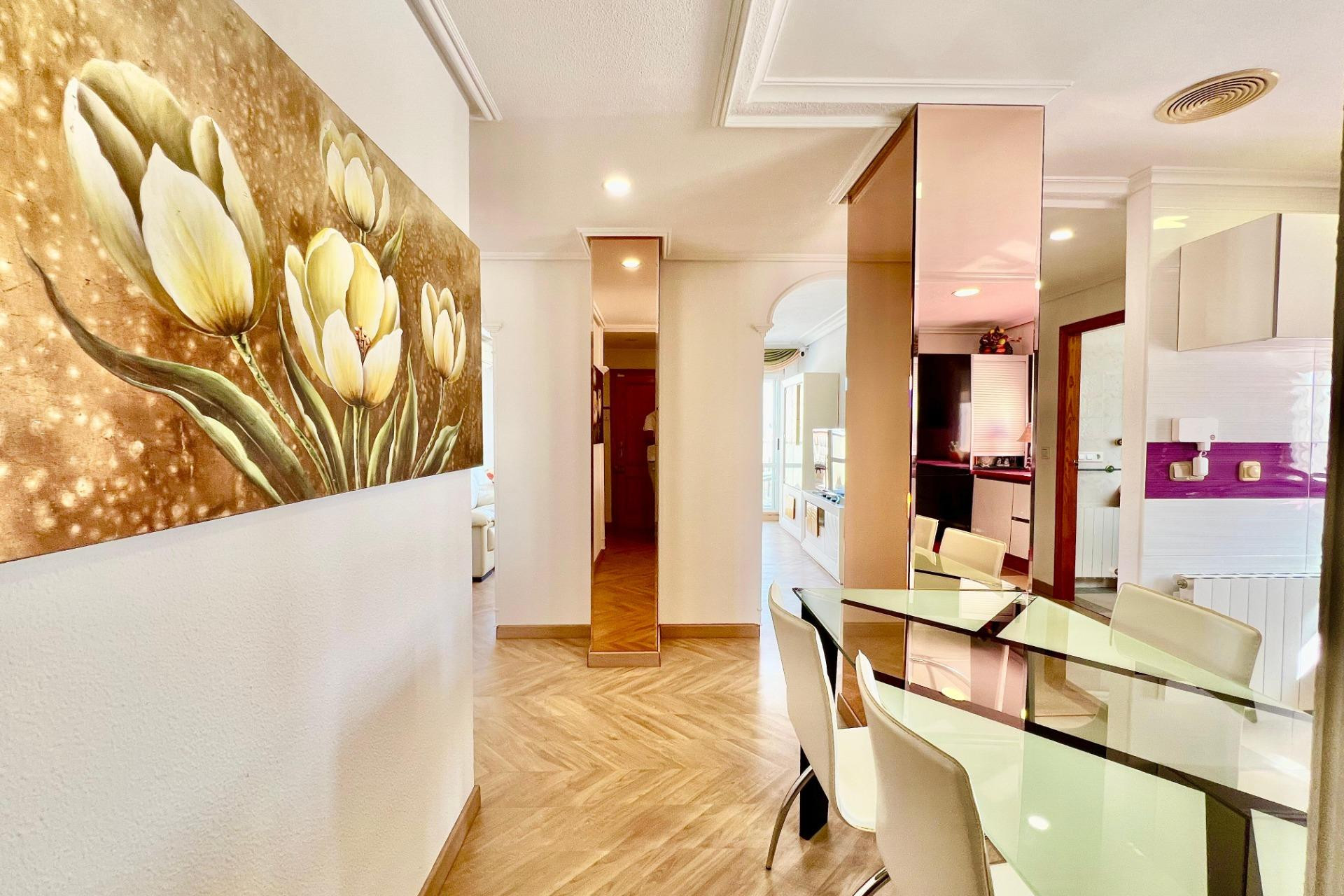 Revente - Appartement - Torrevieja - La Mata pueblo