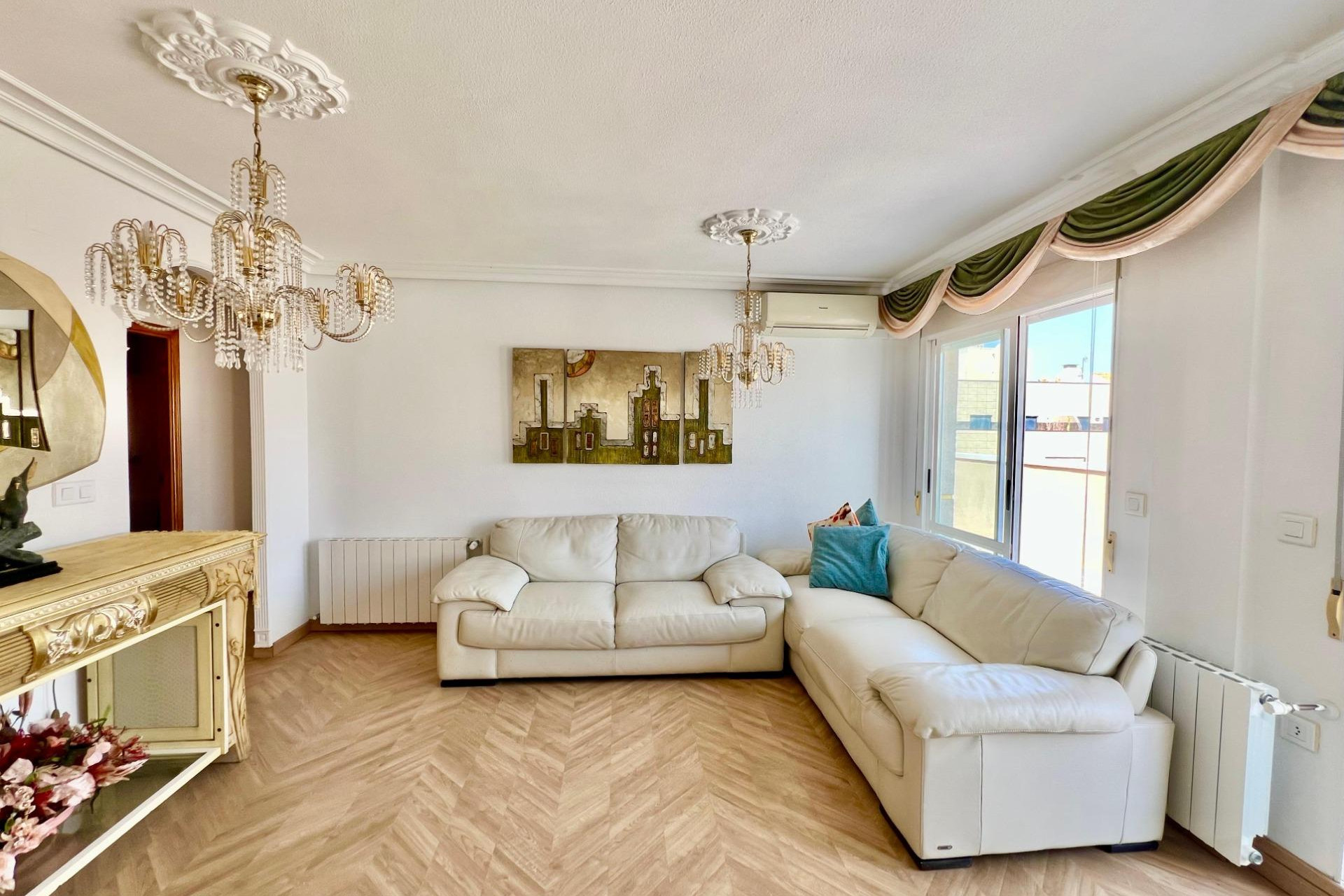 Revente - Appartement - Torrevieja - La Mata pueblo