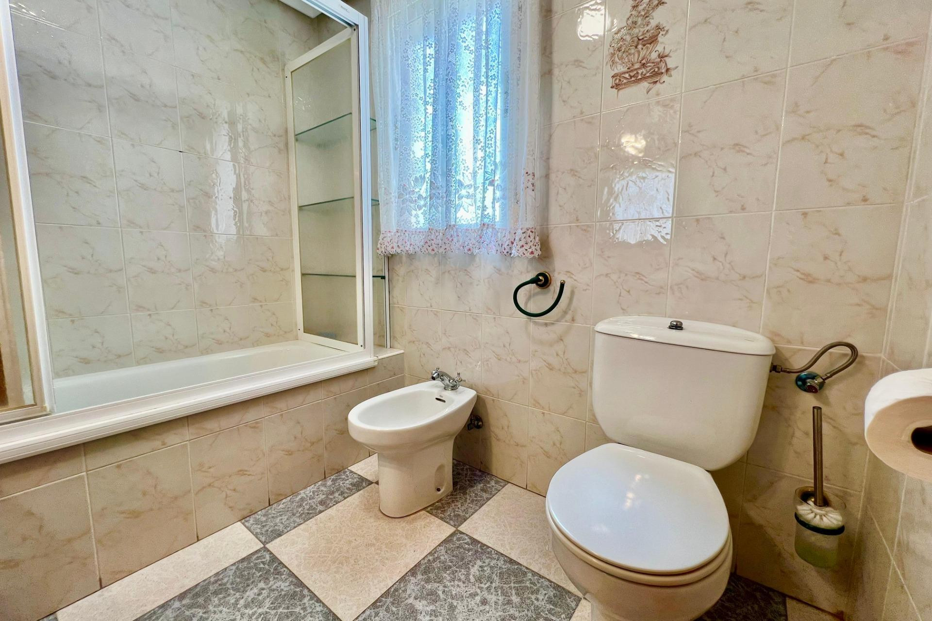 Revente - Appartement - Torrevieja - La Mata pueblo