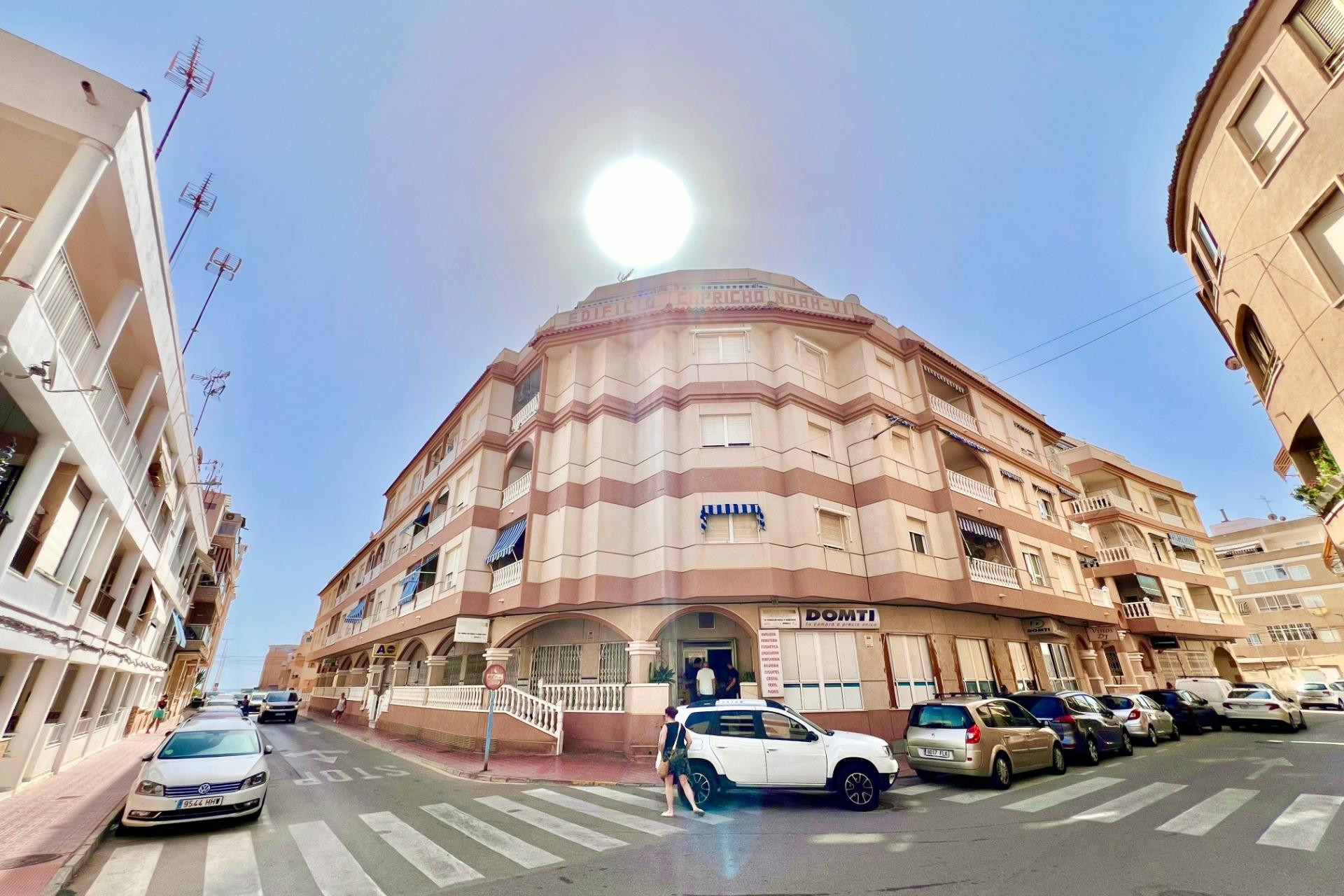 Revente - Appartement - Torrevieja - La Mata pueblo