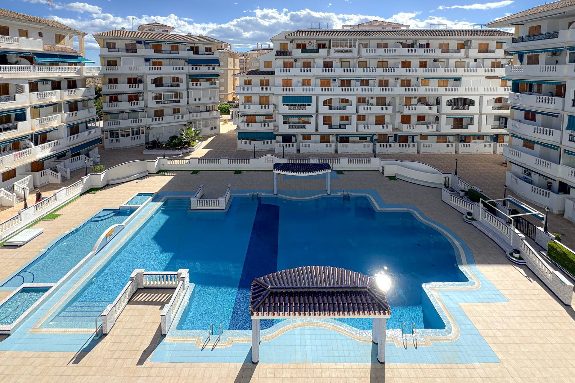 Revente - Appartement - Torrevieja - La Mata