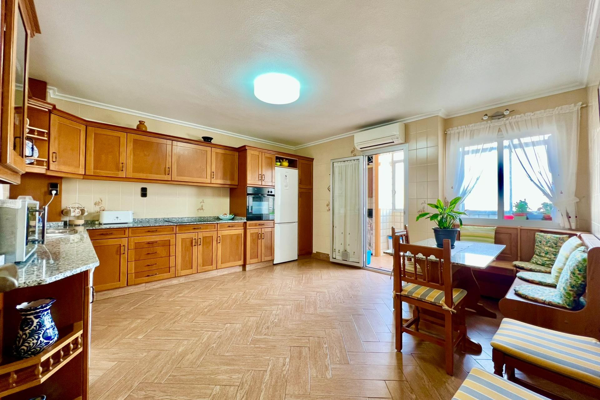 Revente - Appartement - Torrevieja - Las Piscinas Naturales