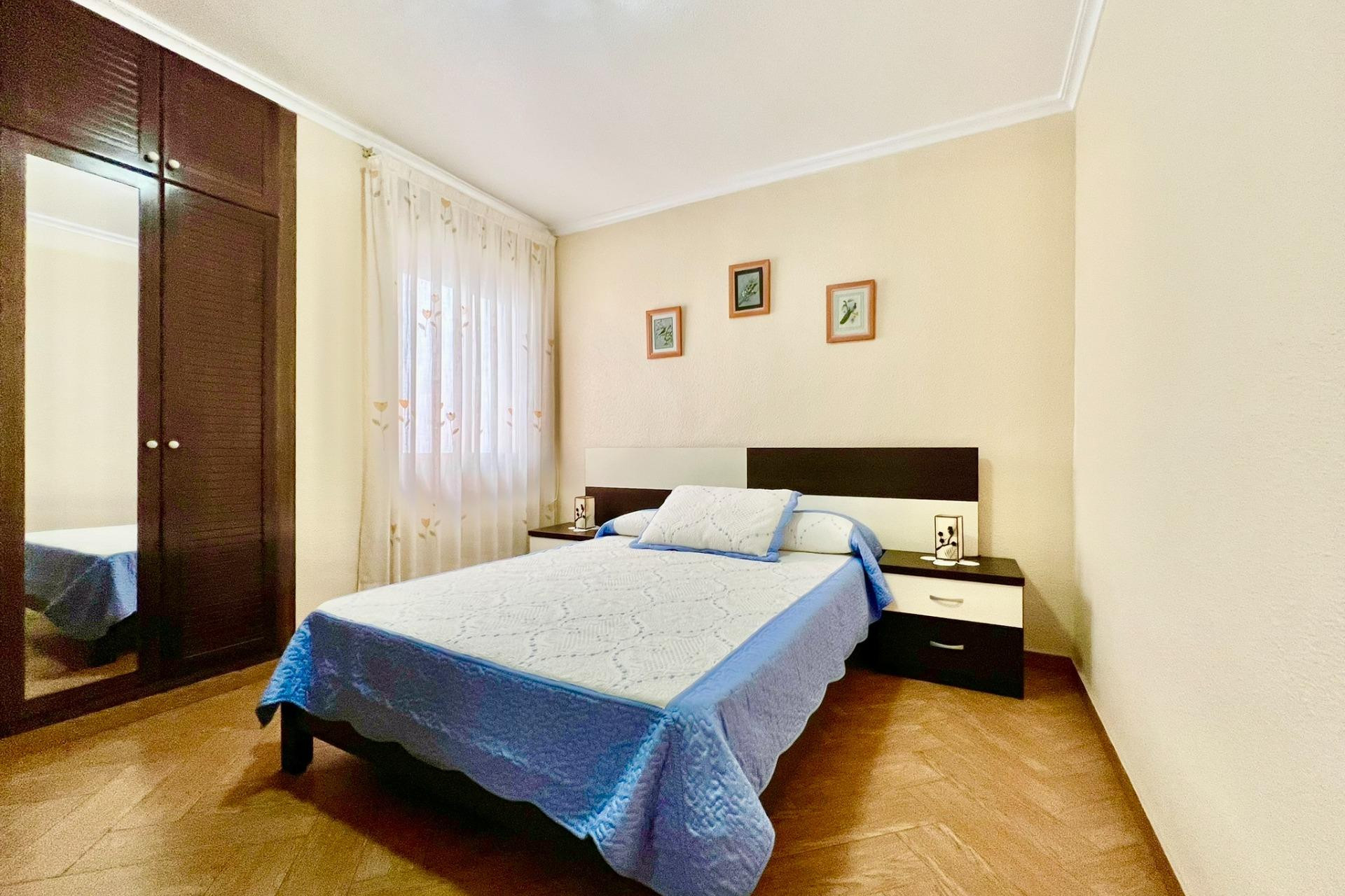 Revente - Appartement - Torrevieja - Las Piscinas Naturales