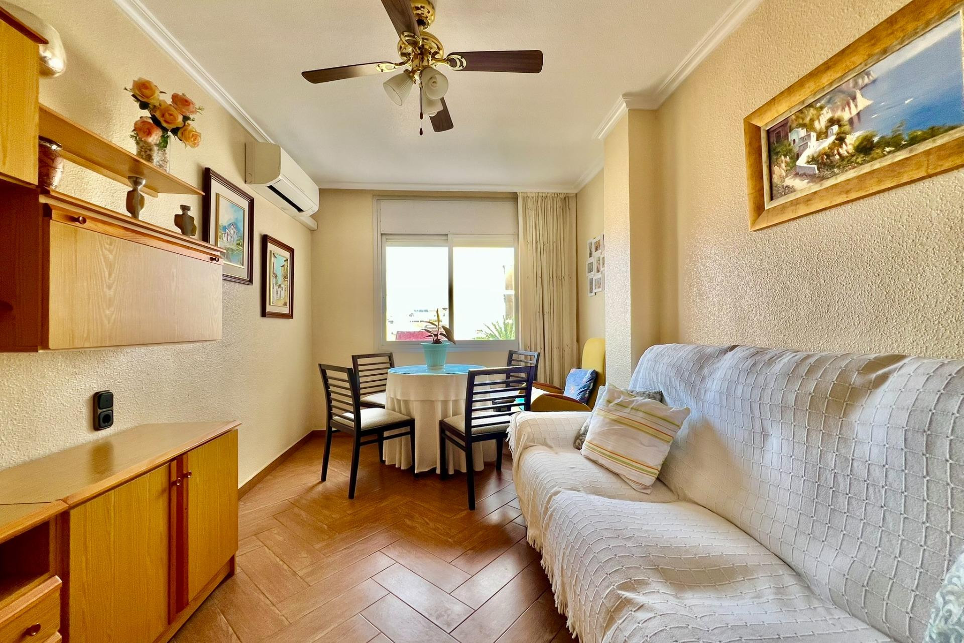 Revente - Appartement - Torrevieja - Las Piscinas Naturales