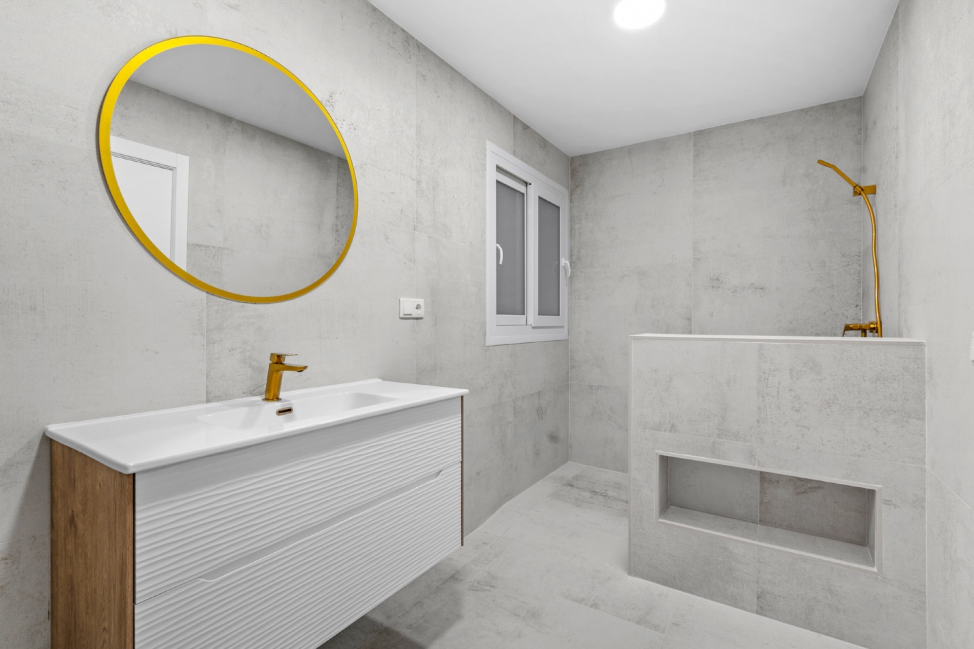 Revente - Appartement - Torrevieja - Playa Acequion