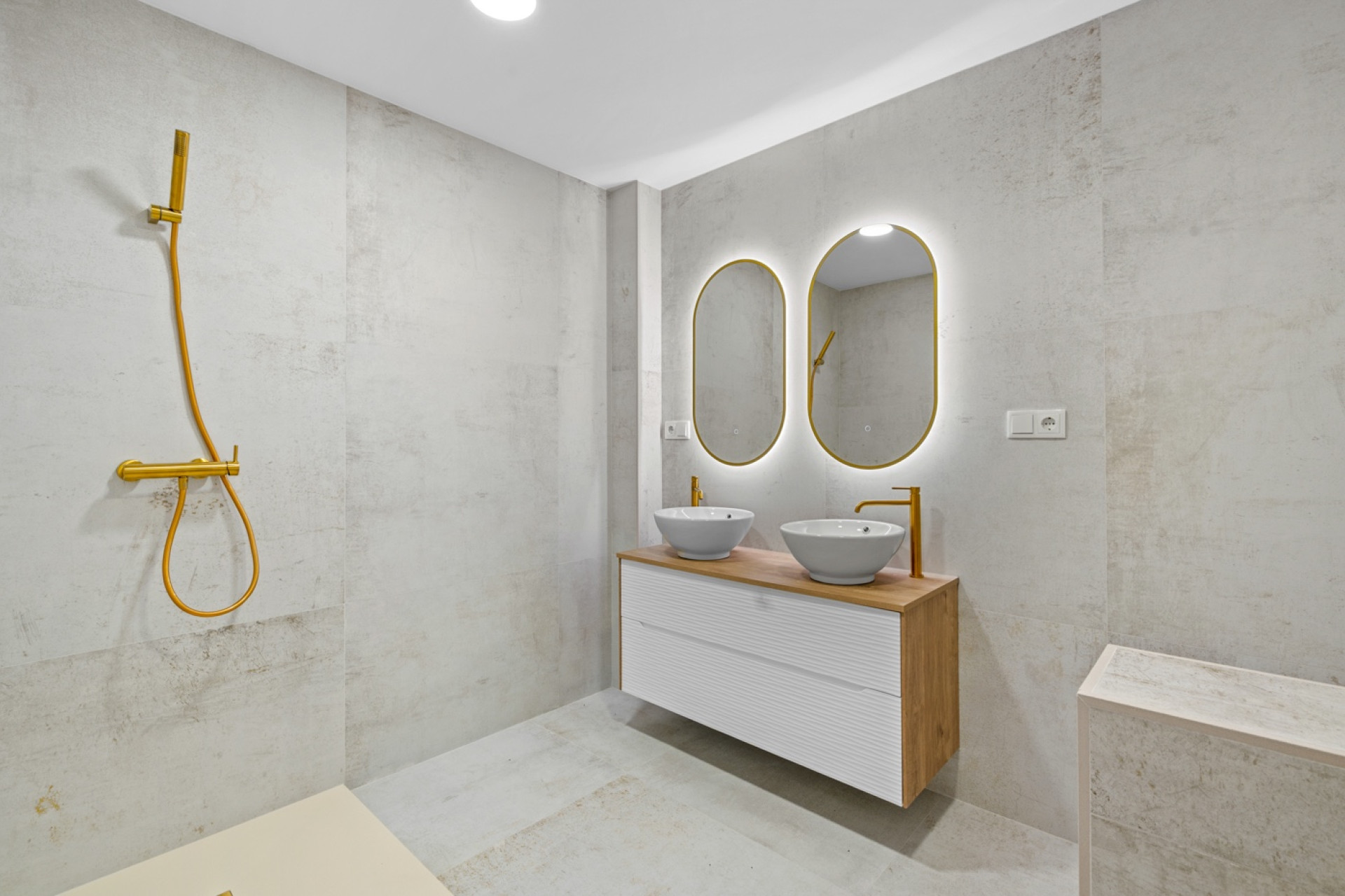 Revente - Appartement - Torrevieja - Playa Acequion
