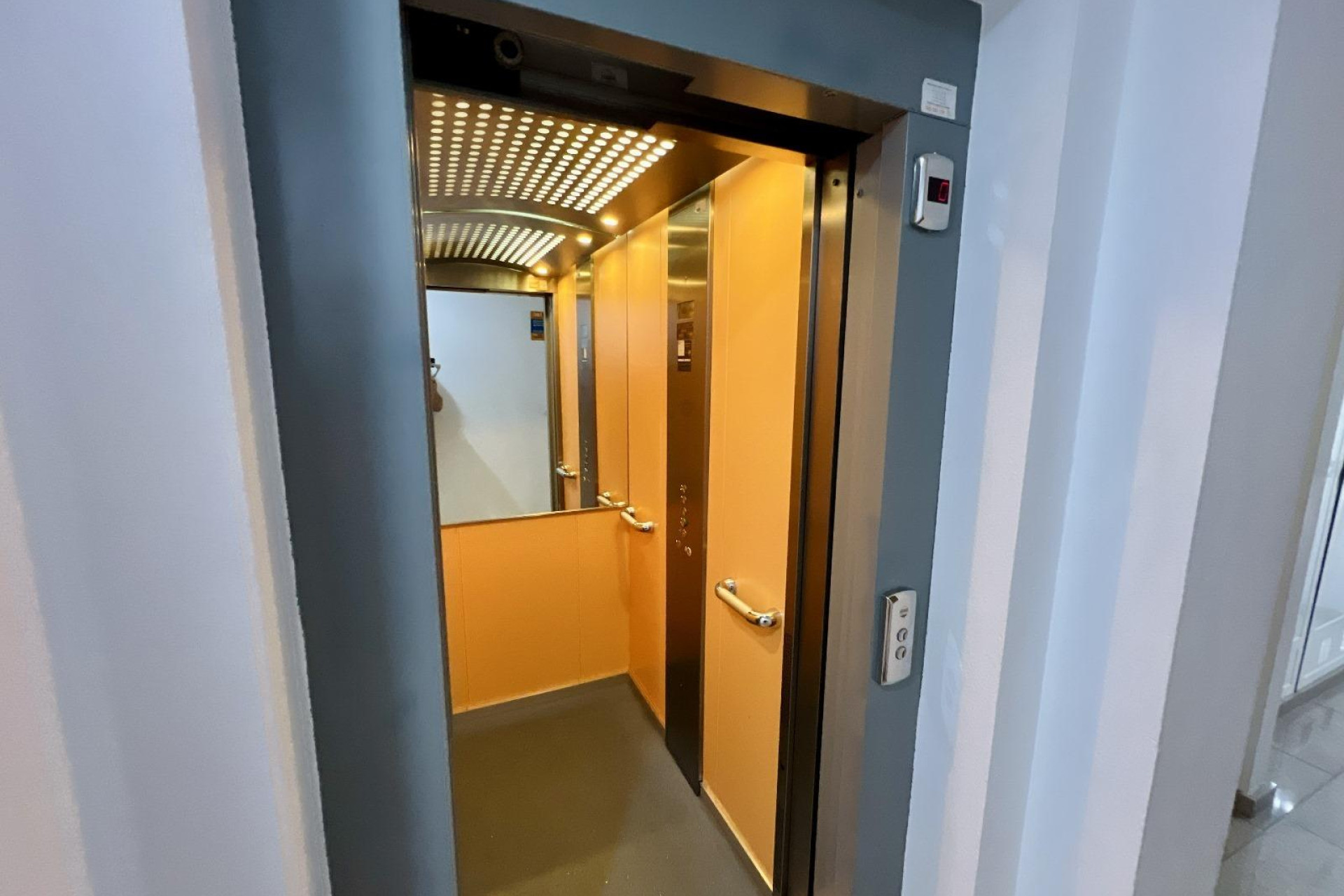 Revente - Appartement - Torrevieja - Playa de los Locos