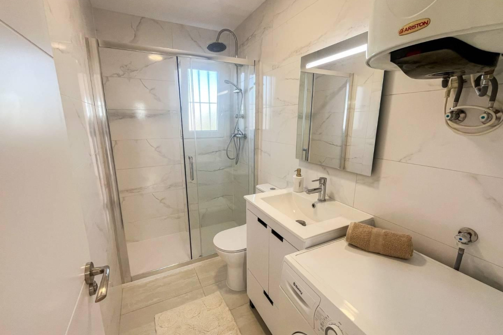 Revente - Appartement - Torrevieja - Punta prima