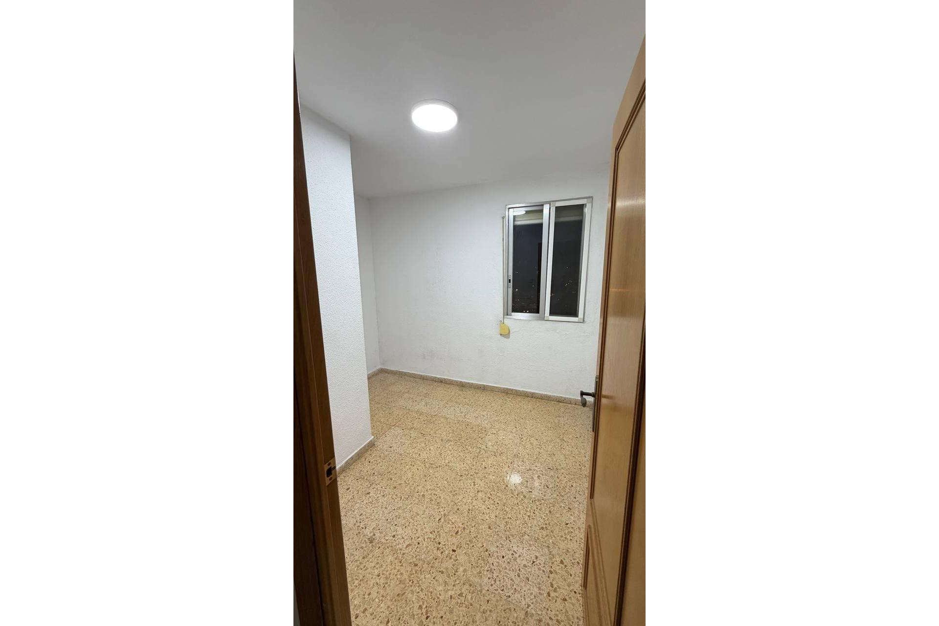 Revente - Appartement - Valencia - Mont-Olivet