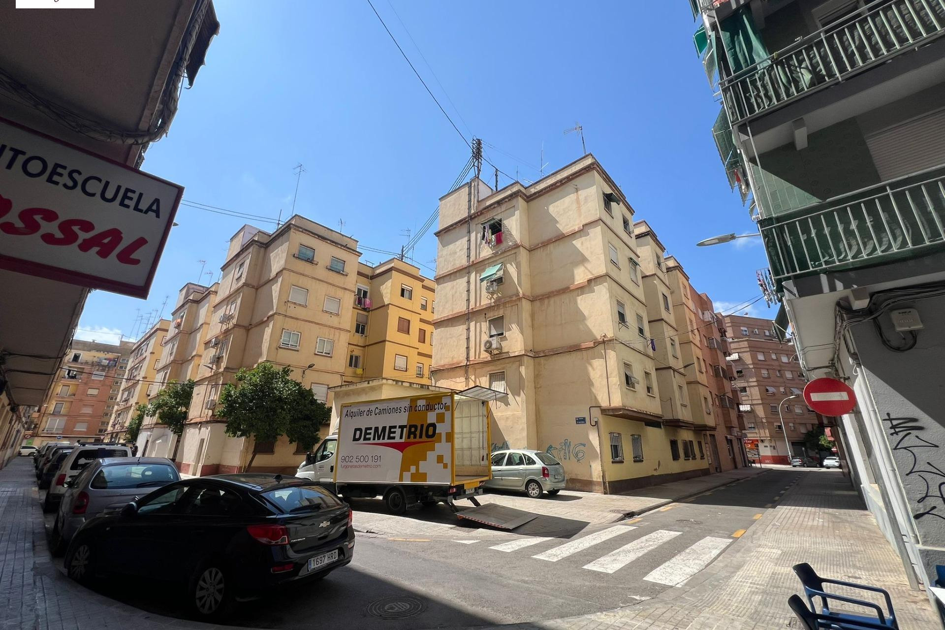Revente - Appartement - Valencia - Torrefiel