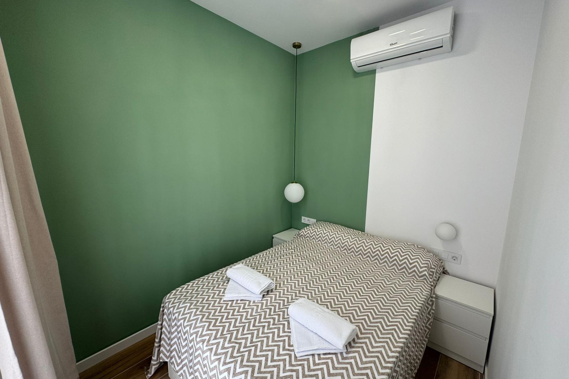 Revente - Building - Alicante - Carolinas Bajas