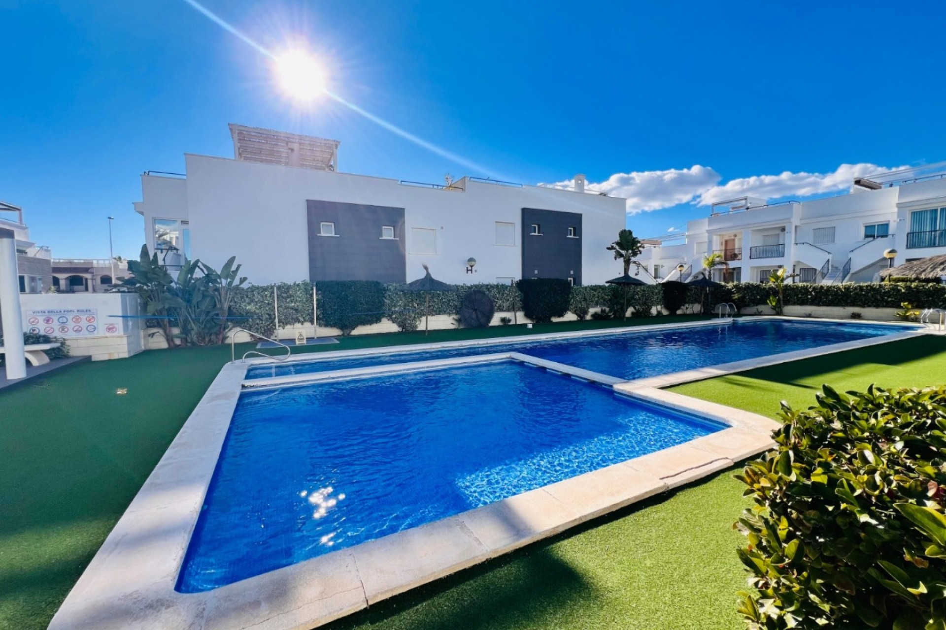 Revente - Bungalow - Torrevieja - Aguas Nuevas